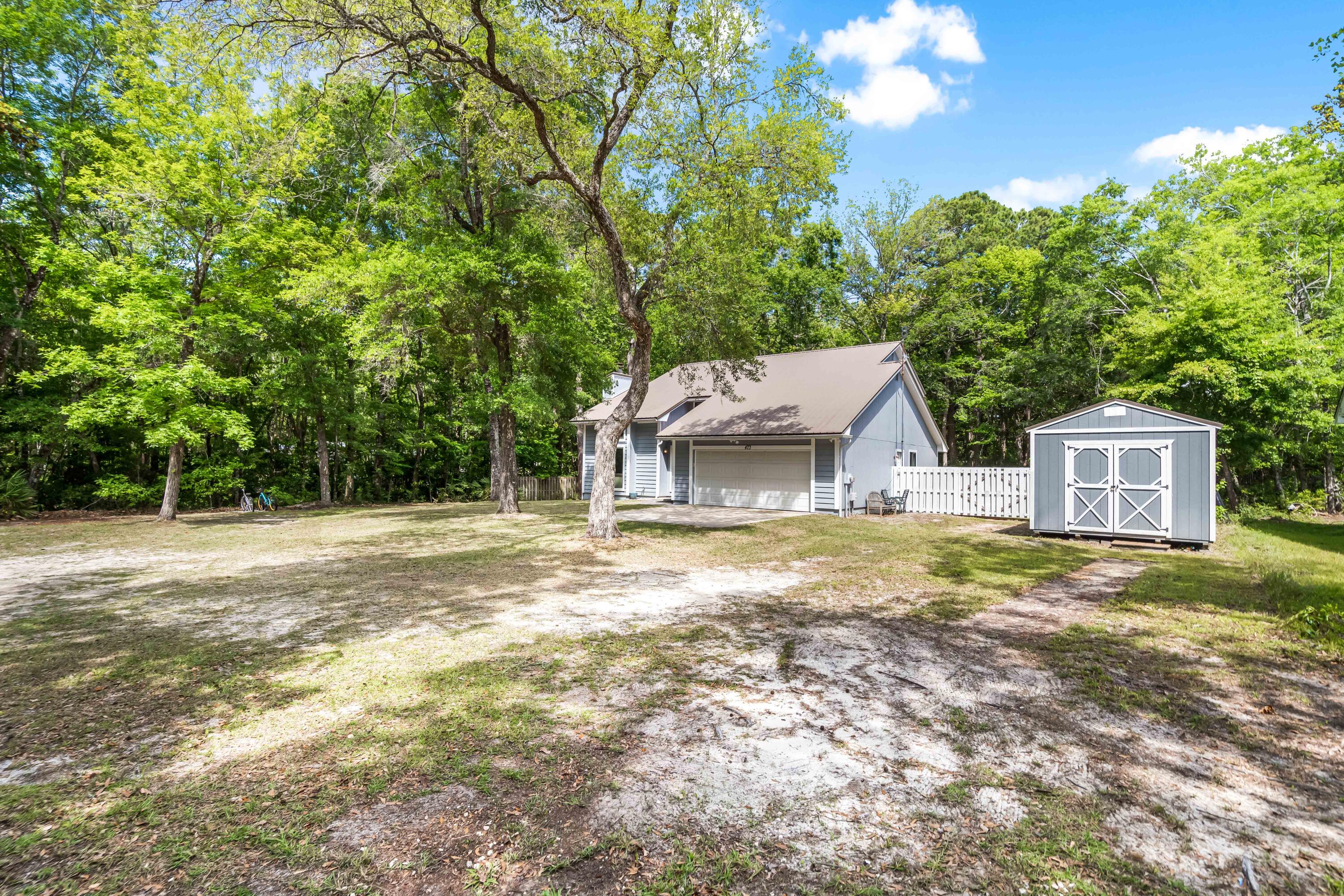 LAGRANGE SHORES - Residential