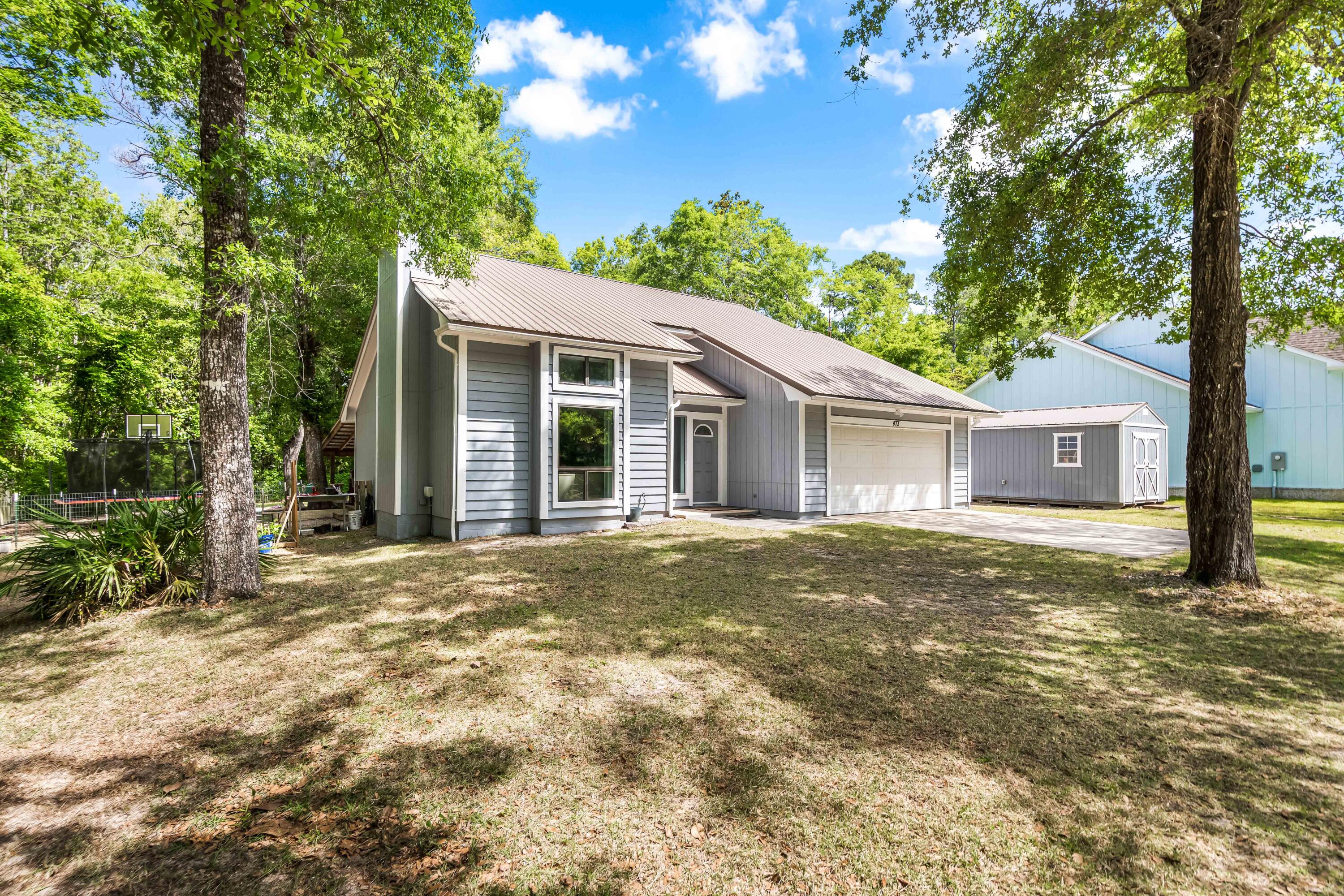 LAGRANGE SHORES - Residential