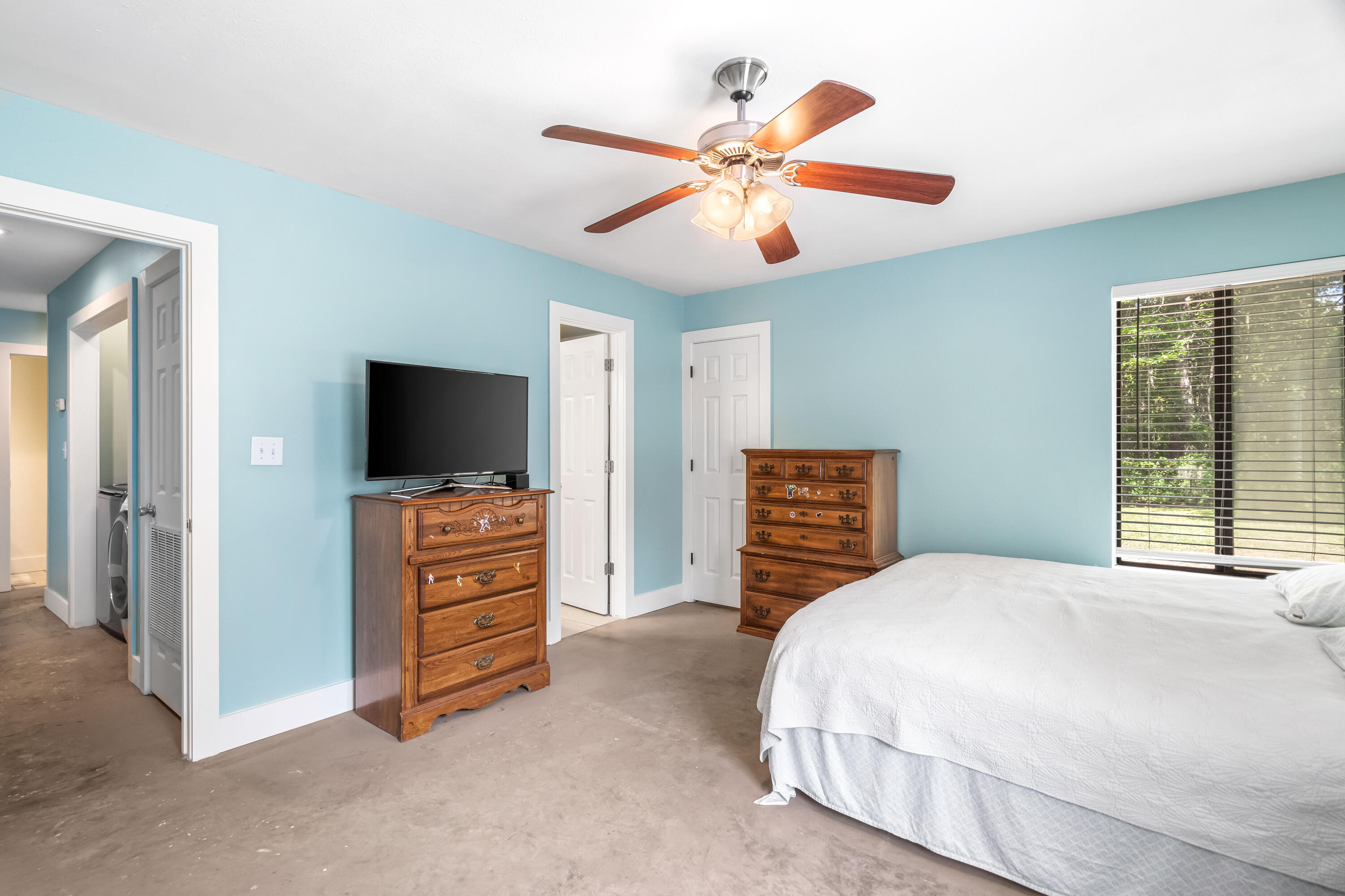 LAGRANGE SHORES - Residential
