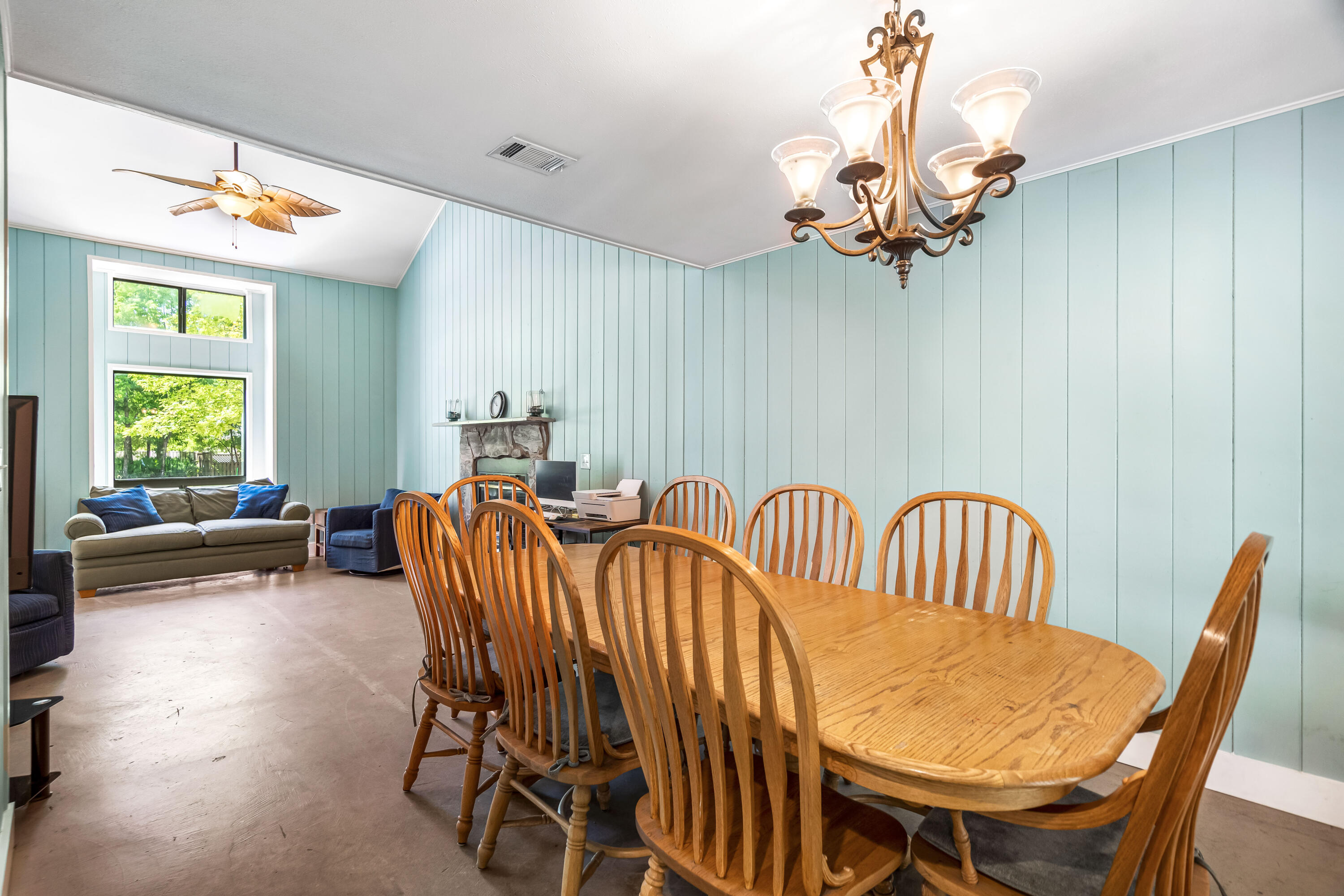 LAGRANGE SHORES - Residential