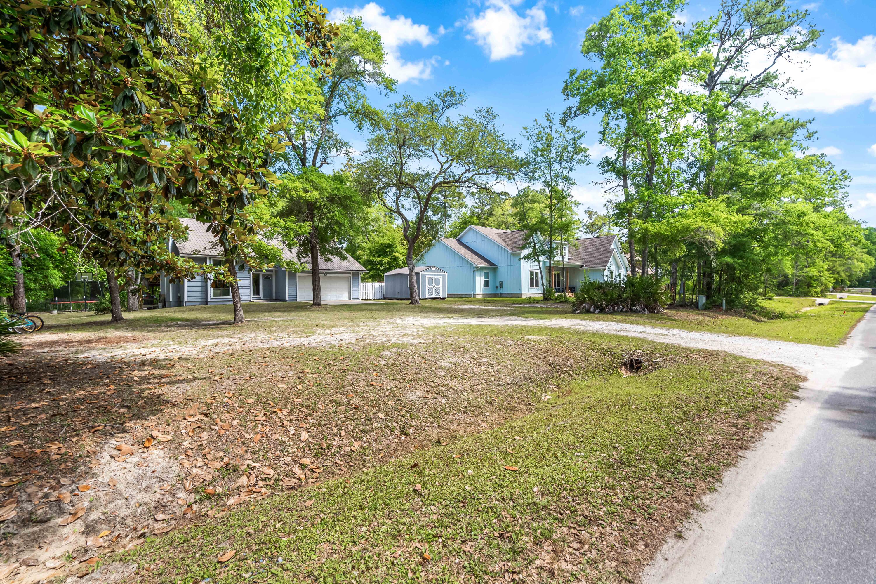 LAGRANGE SHORES - Residential