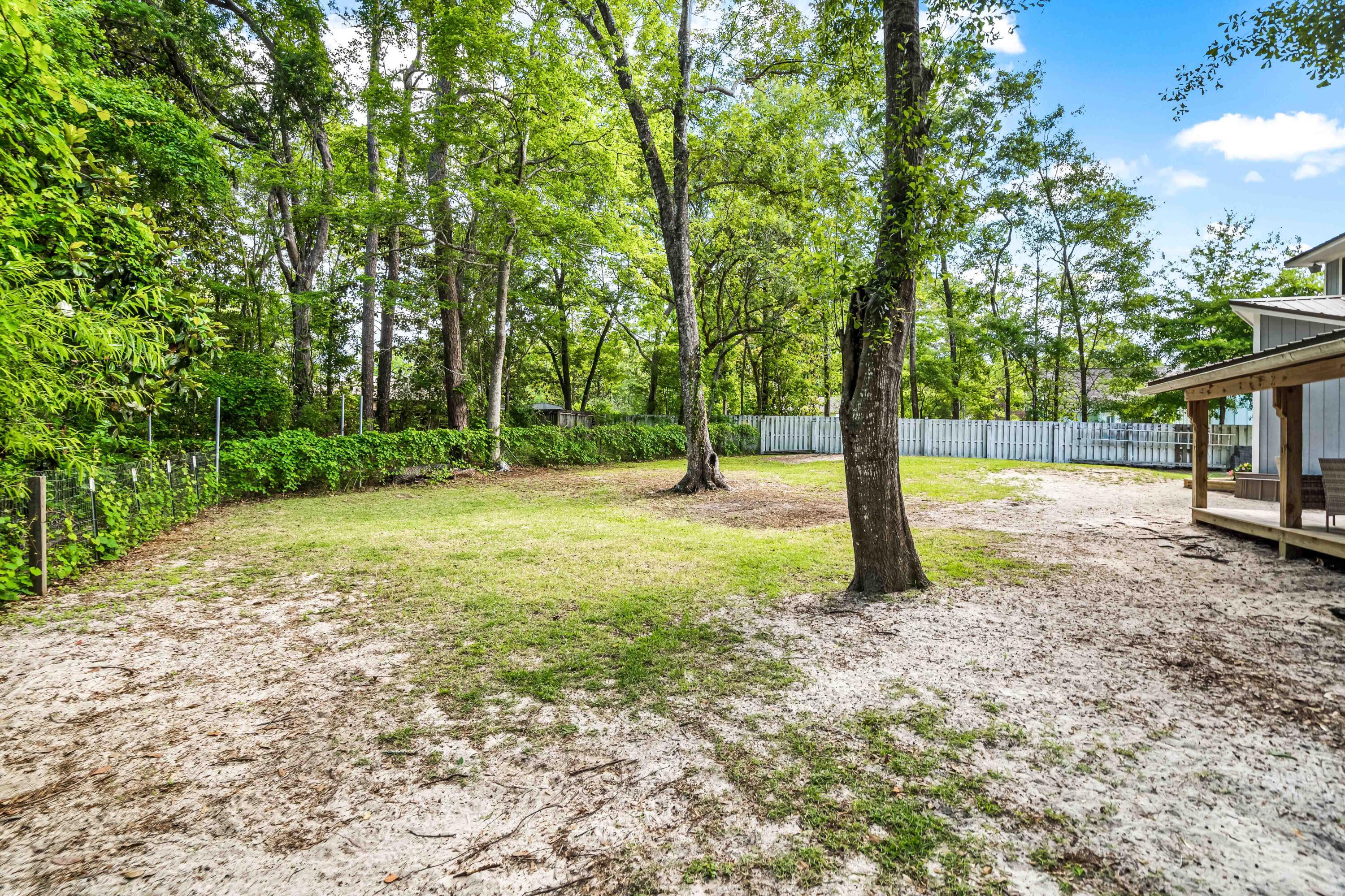 LAGRANGE SHORES - Residential