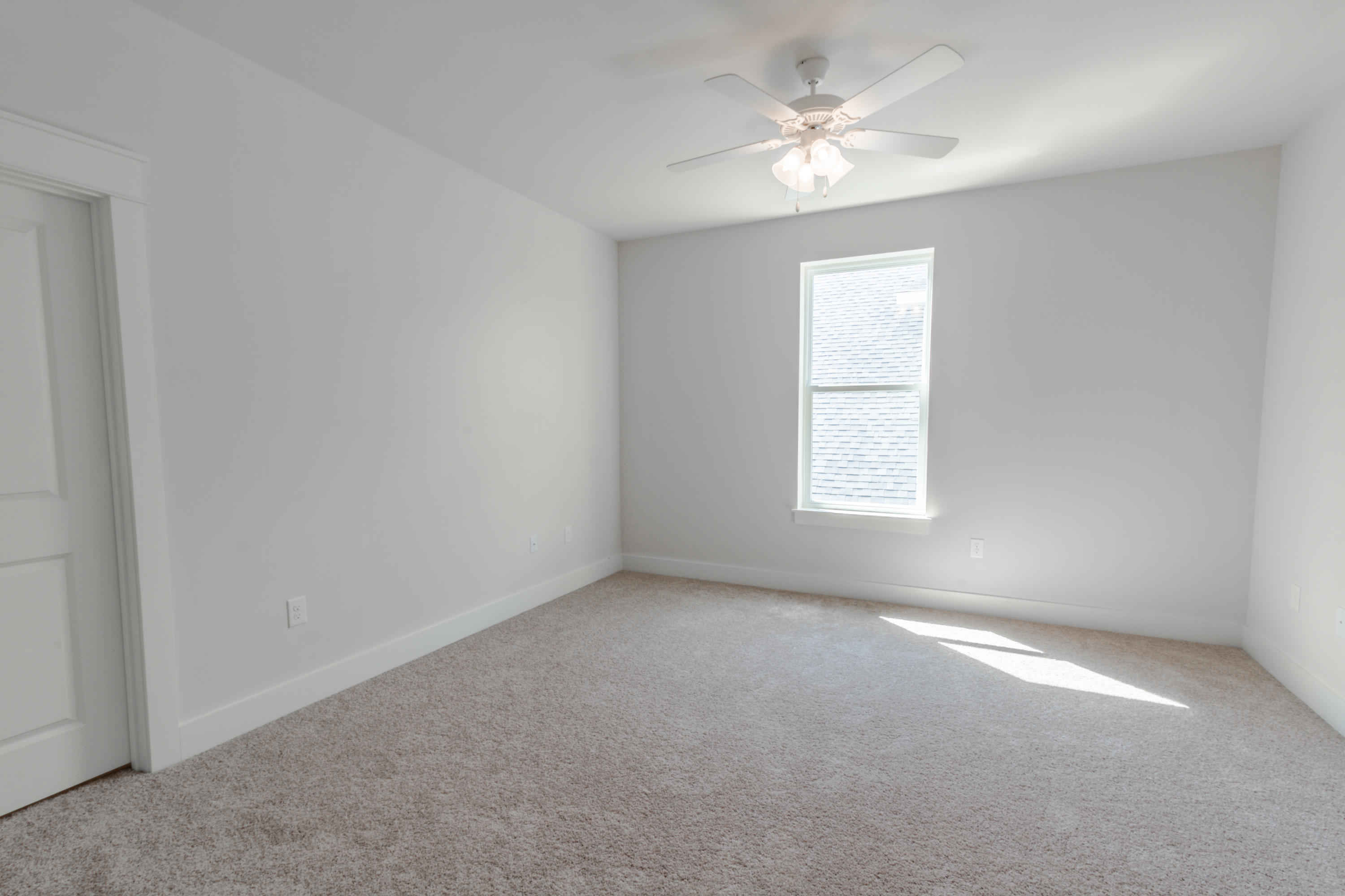 PARADISE COVE - Residential