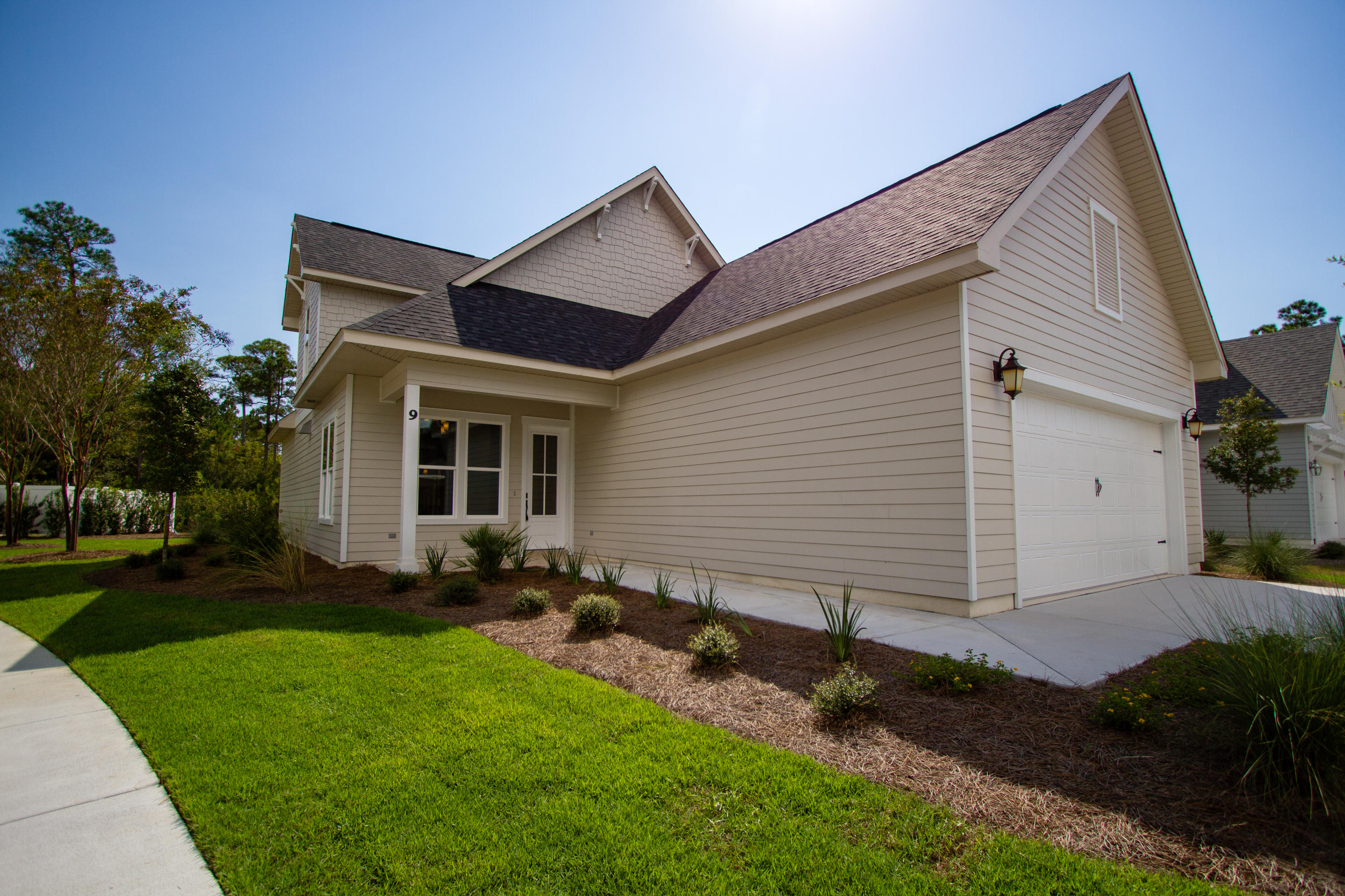 PARADISE COVE - Residential