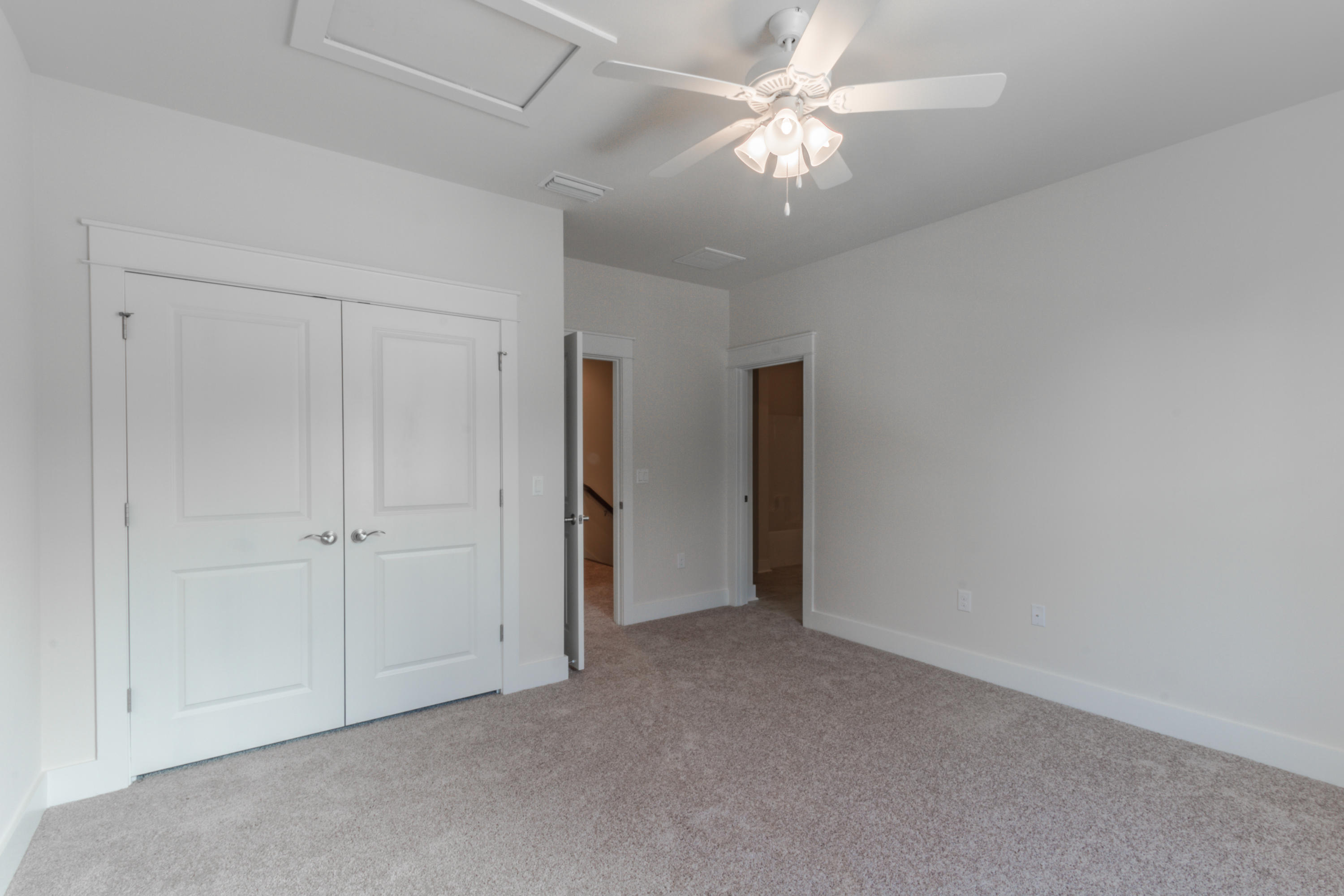 PARADISE COVE - Residential