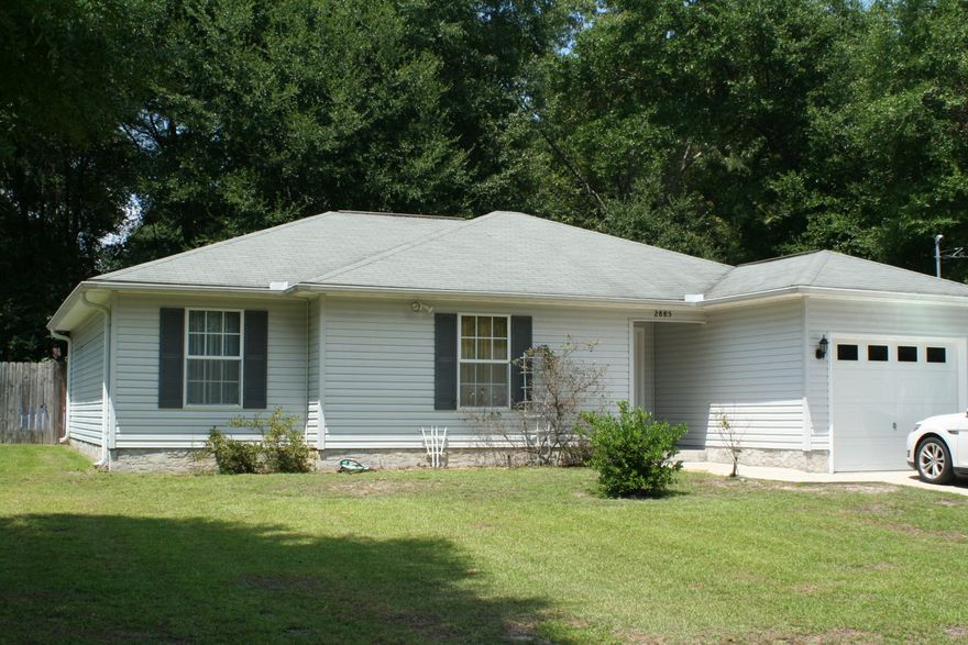 Wonderful short sale opportunity! This 3 bedroom 2 bath home offers tile floors in wet areas, bay window in dining area. Master bathroom features a garden tub. Fenced yard is just a small portion of the 190'deep lot. Perfect starter home, investment or retirement! See it today!