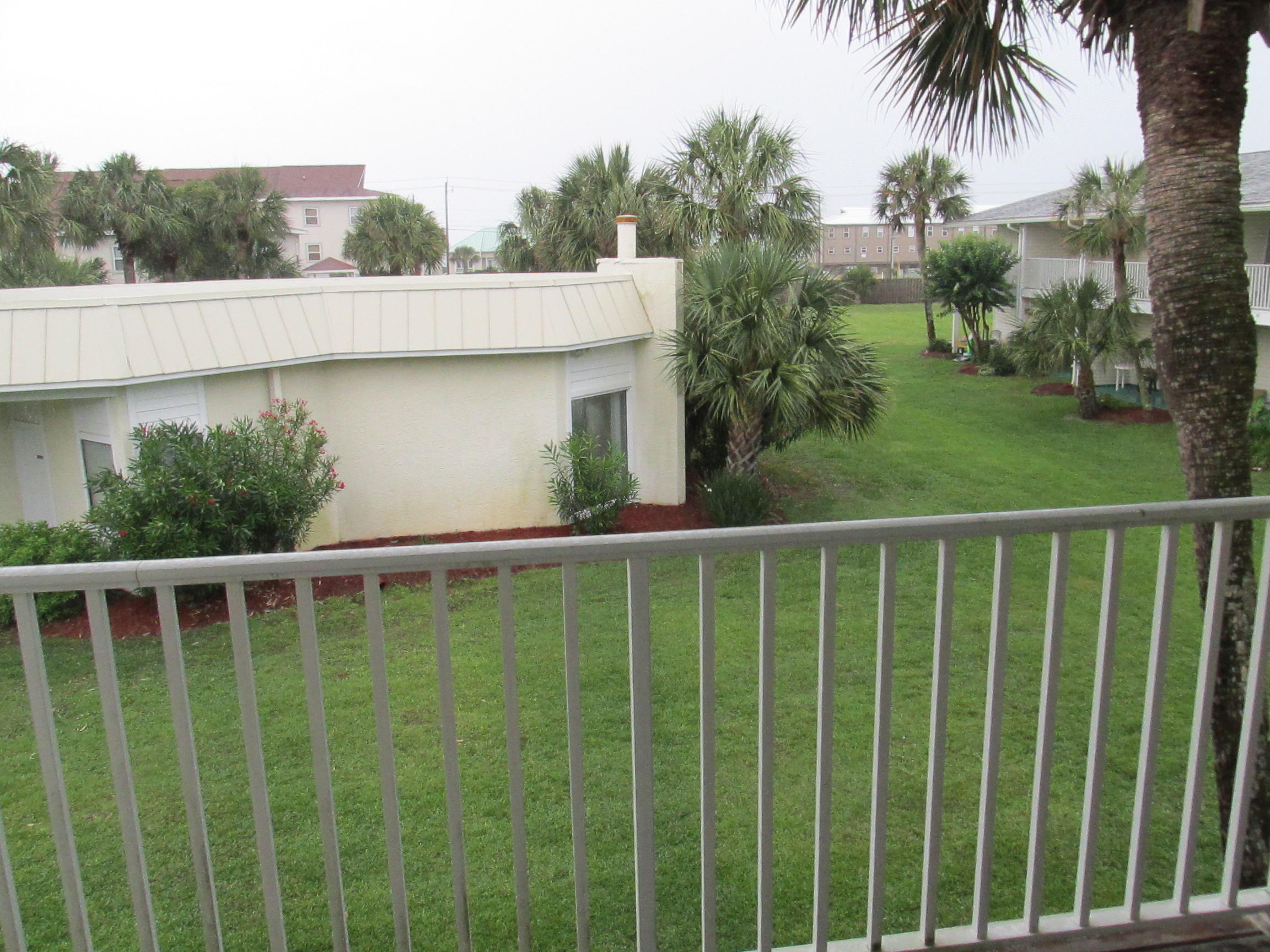 SUMMERHOUSE T/H - Residential Lease