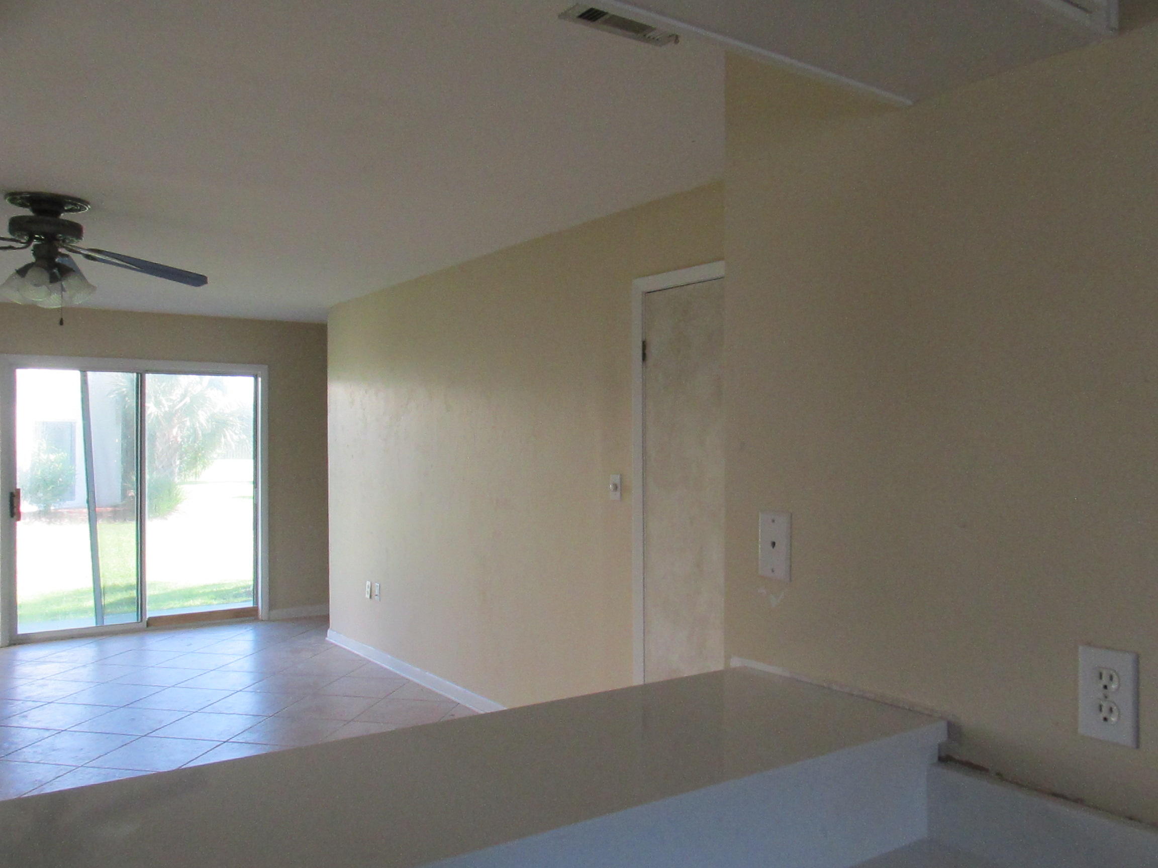 SUMMERHOUSE T/H - Residential Lease