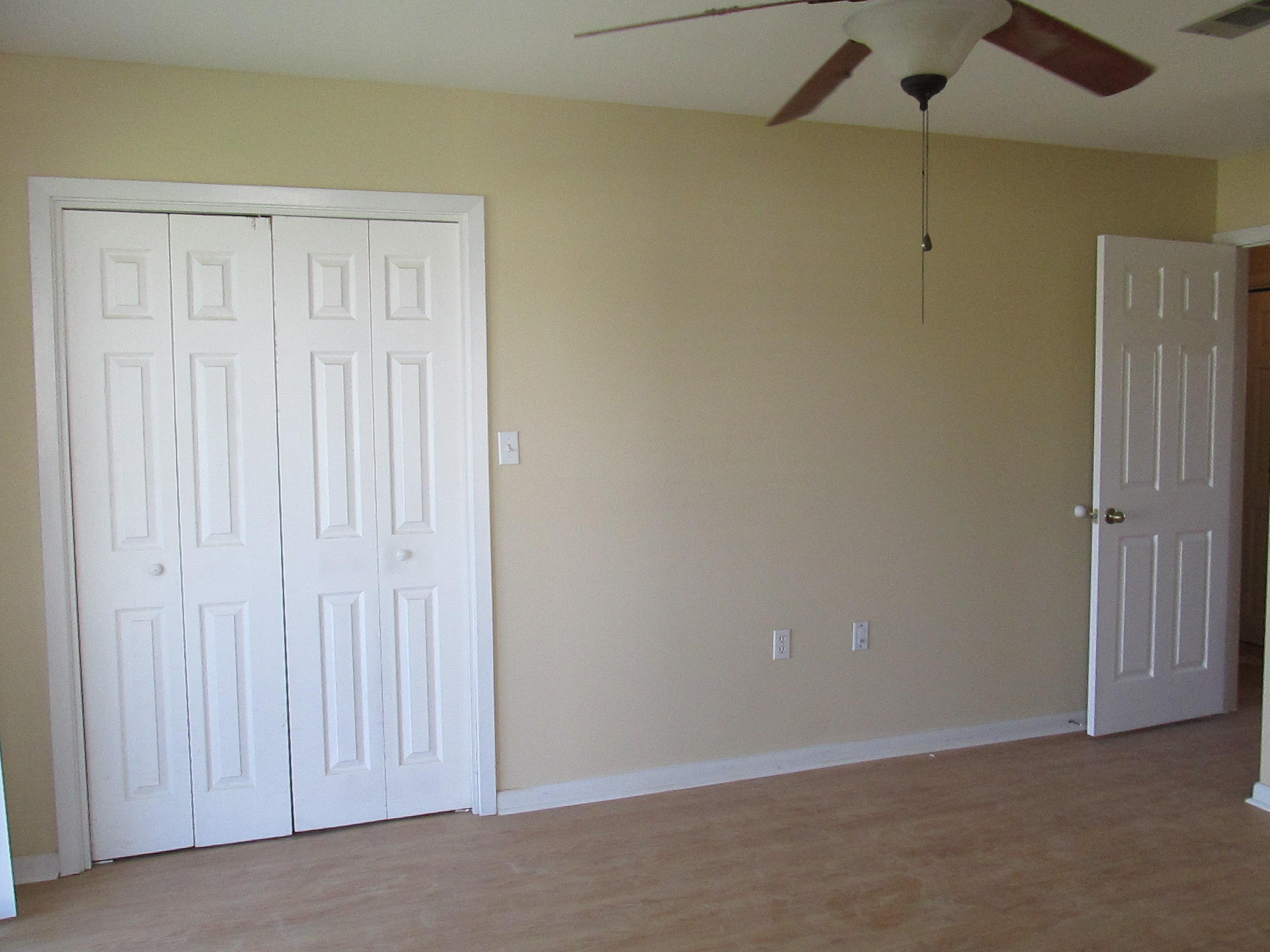 SUMMERHOUSE T/H - Residential Lease