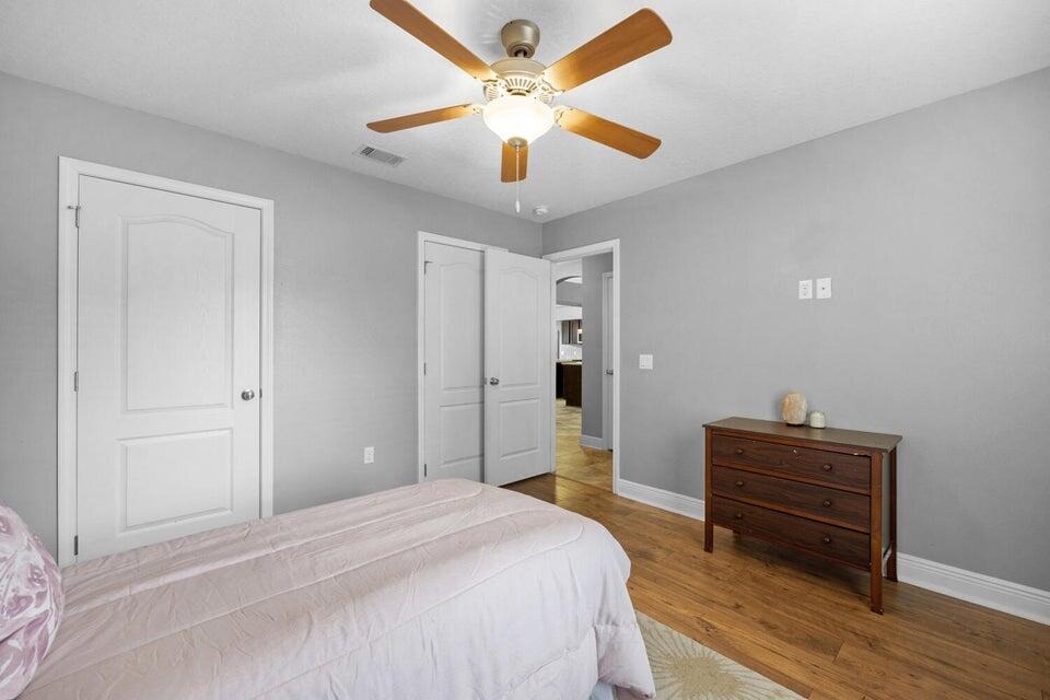 DUGGAN POND ESTATES - Residential Lease