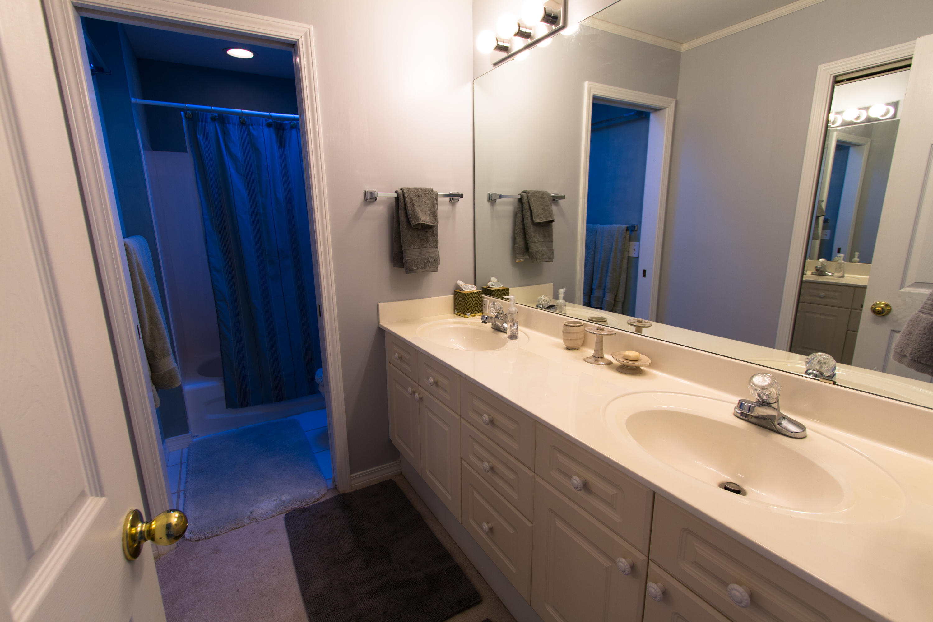 PINEWOOD ESTATES - Residential