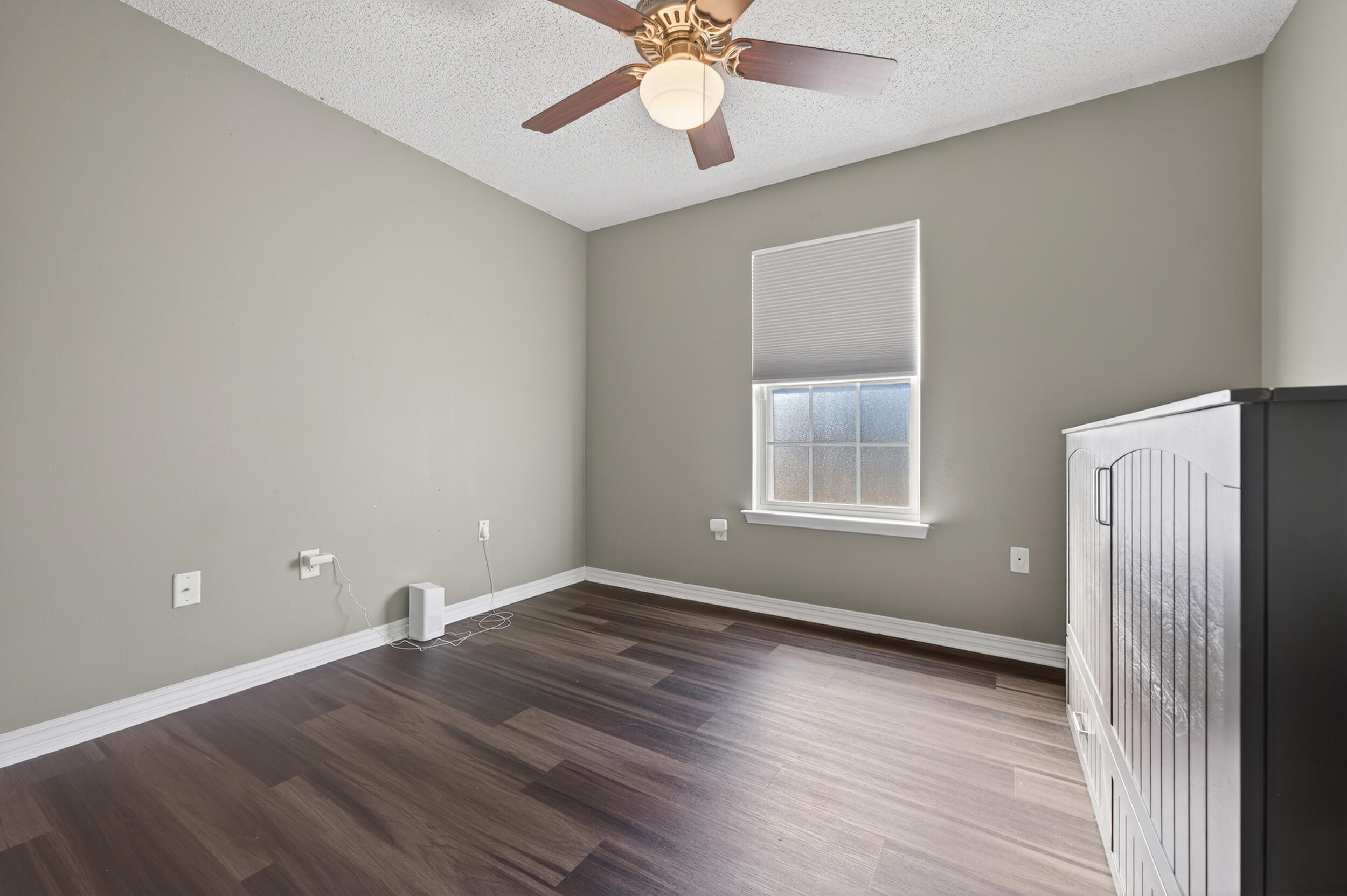 WINDING CREEK ESTATES PH 4 - Residential