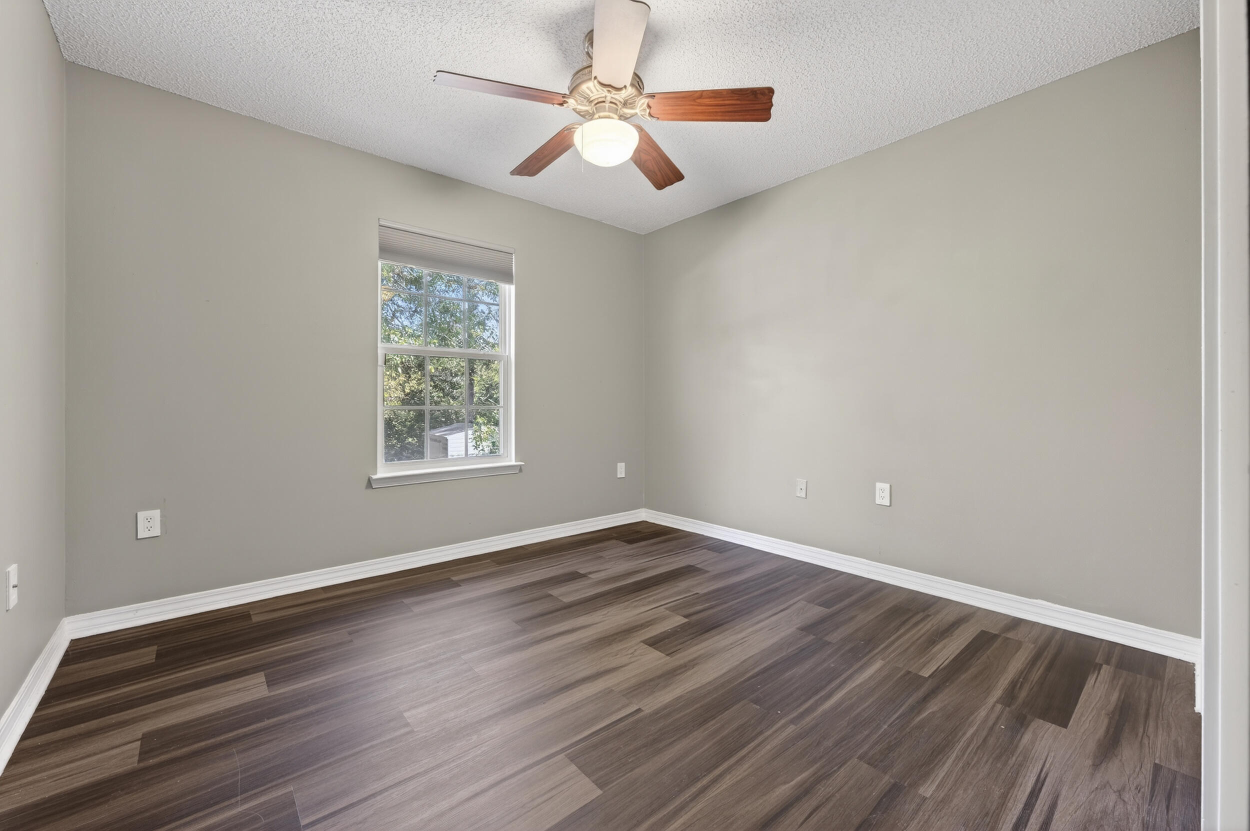 WINDING CREEK ESTATES PH 4 - Residential