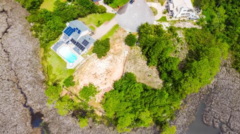 Photo of 416 Emerald Court, Mary Esther, FL 32569 (MLS # 981750)