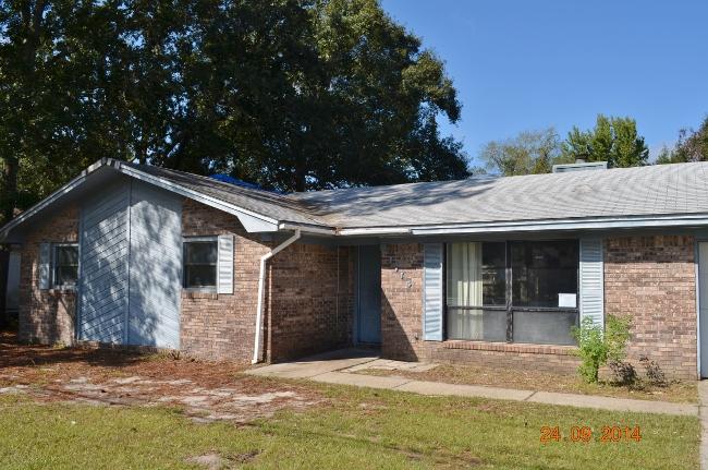 Home needs some TLC. Location is convenient to school, shopping and much more. Large fenced in lot with in-ground pool. Roof was just replaced by seller. This property is eligible under the Freddie Mac First Look Initiative through 12/31/2014.