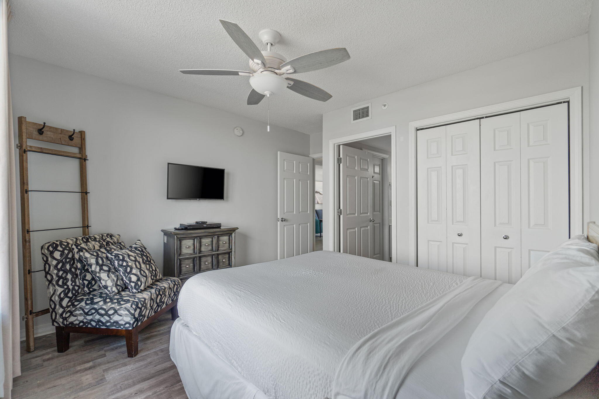 ISLAND PRINCESS - Residential