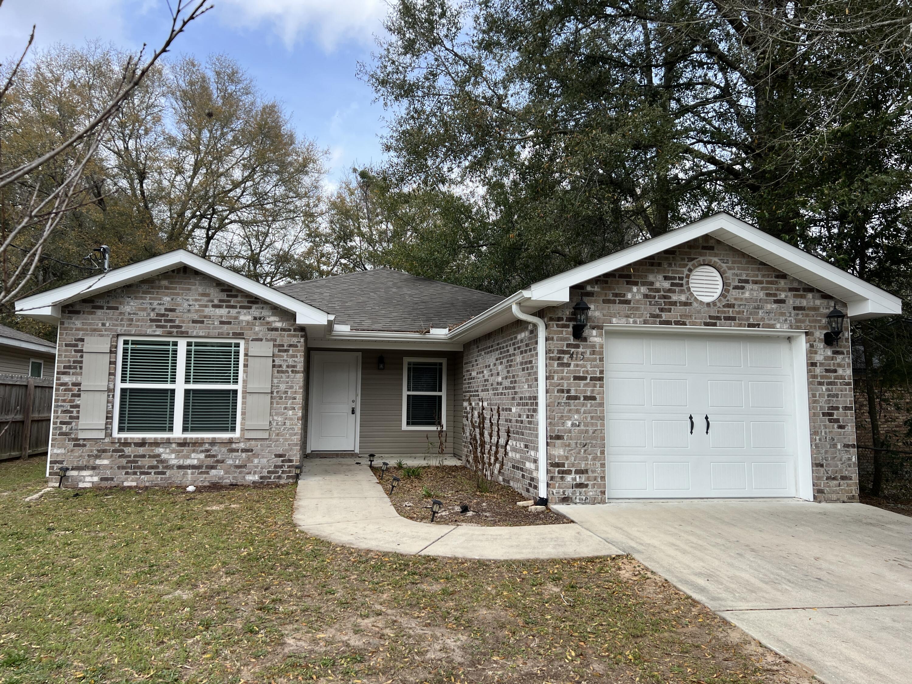 CRESTVIEW - Residential Lease