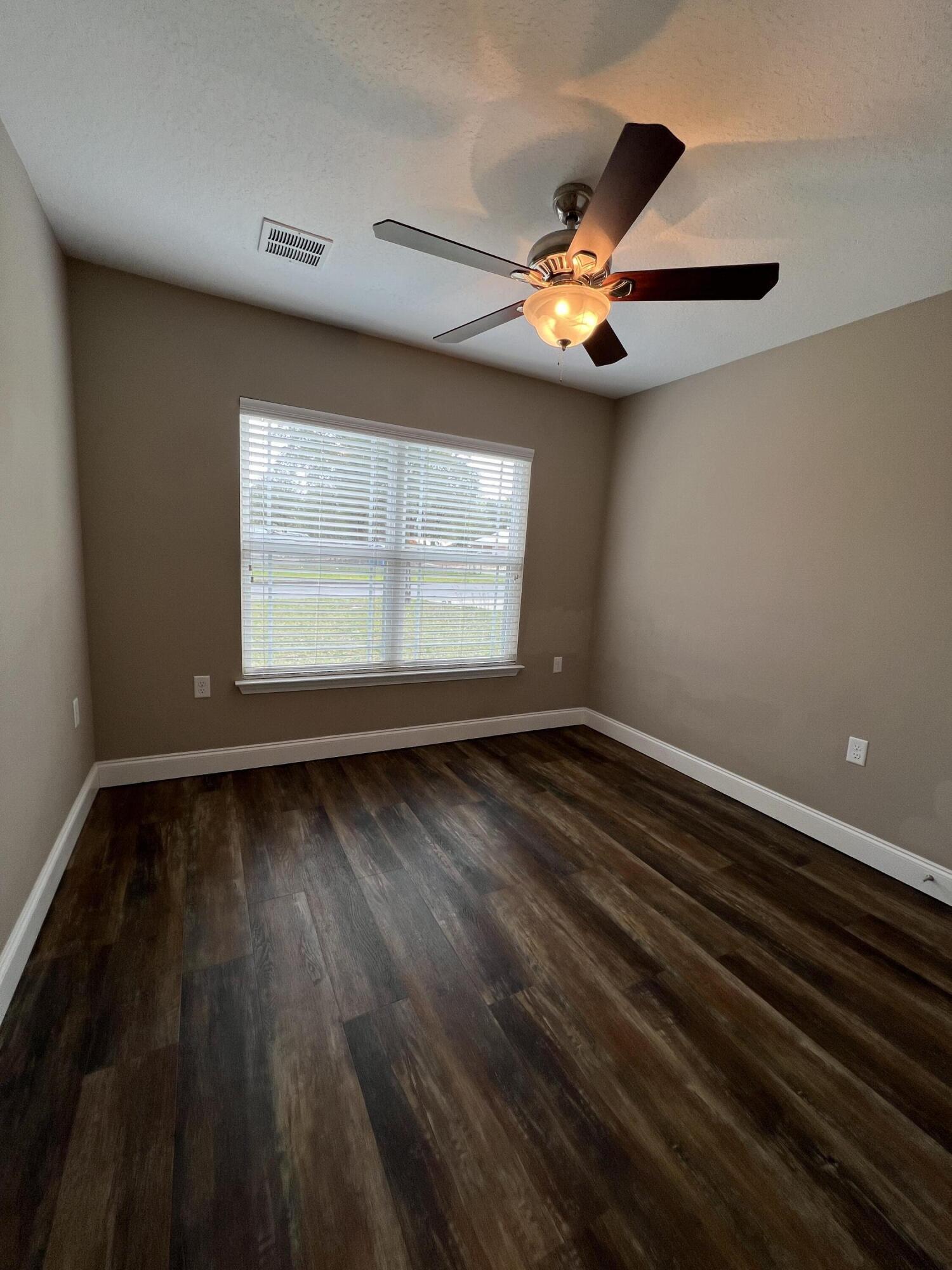 CRESTVIEW - Residential Lease