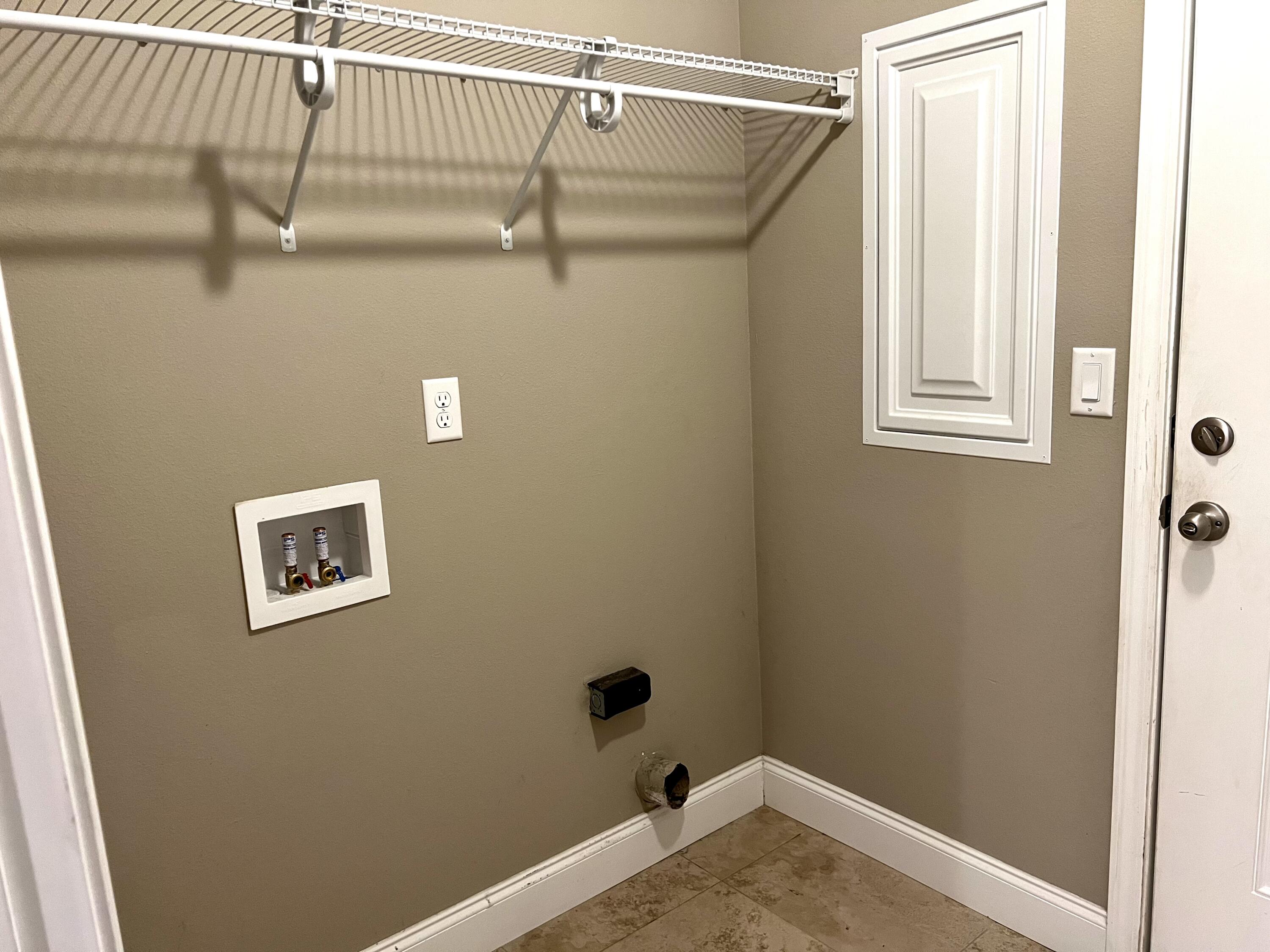 CRESTVIEW - Residential Lease