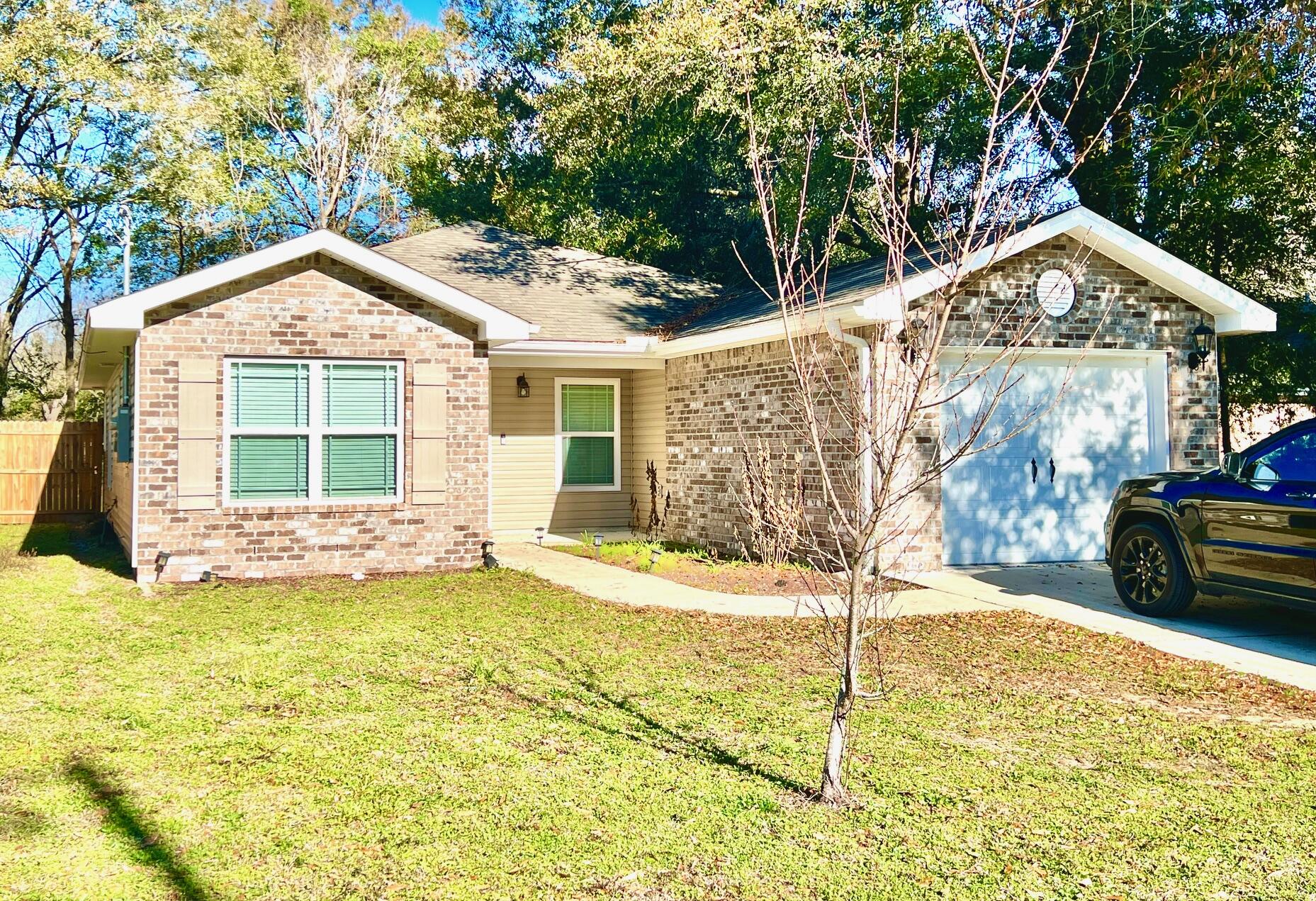 CRESTVIEW - Residential Lease