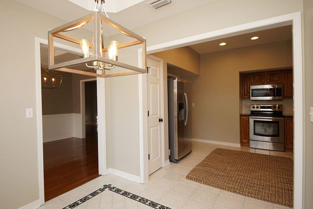 ROCKY BAYOU COUNTRY CLUB ESTATES 9 - Residential