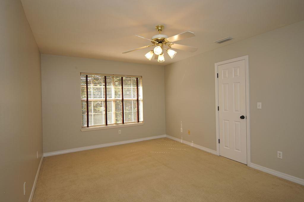 ROCKY BAYOU COUNTRY CLUB ESTATES 9 - Residential