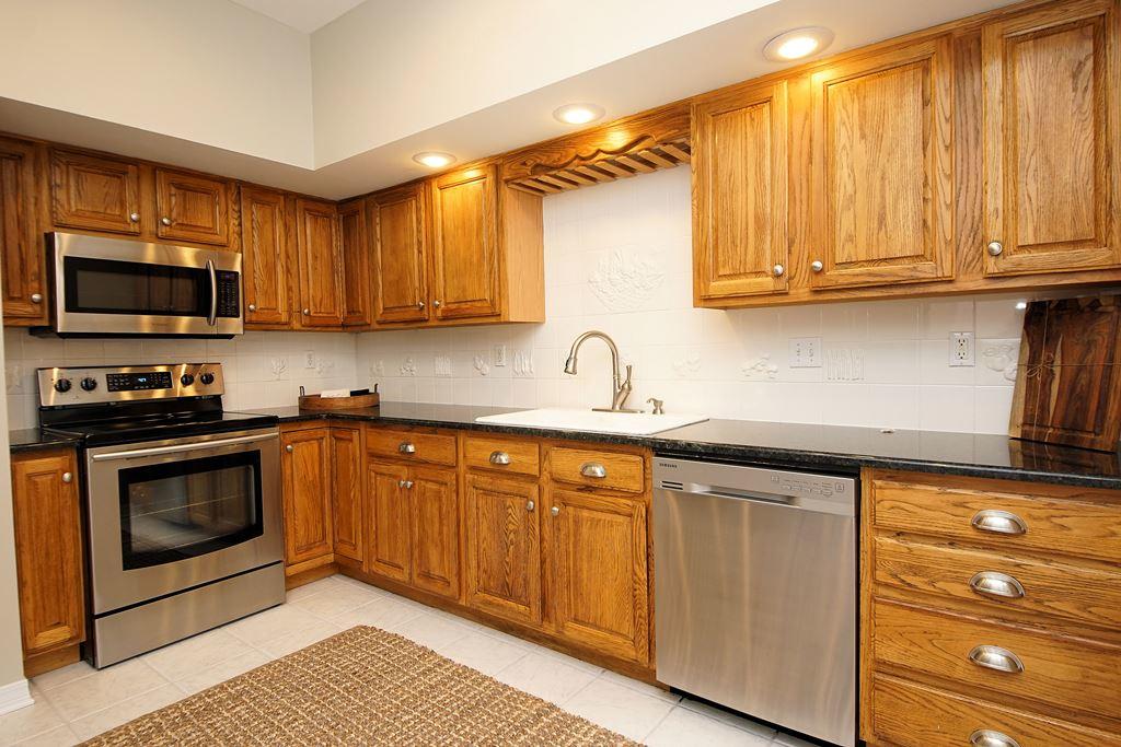 ROCKY BAYOU COUNTRY CLUB ESTATES 9 - Residential