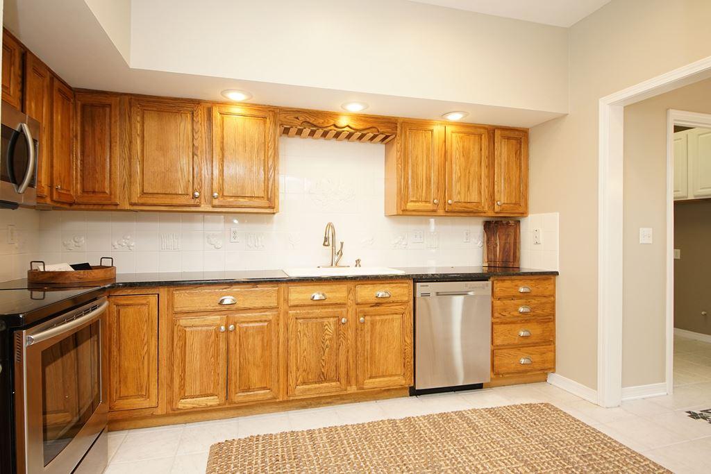 ROCKY BAYOU COUNTRY CLUB ESTATES 9 - Residential