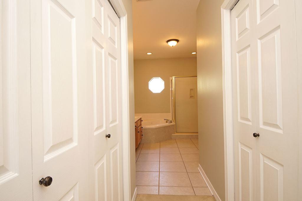 ROCKY BAYOU COUNTRY CLUB ESTATES 9 - Residential