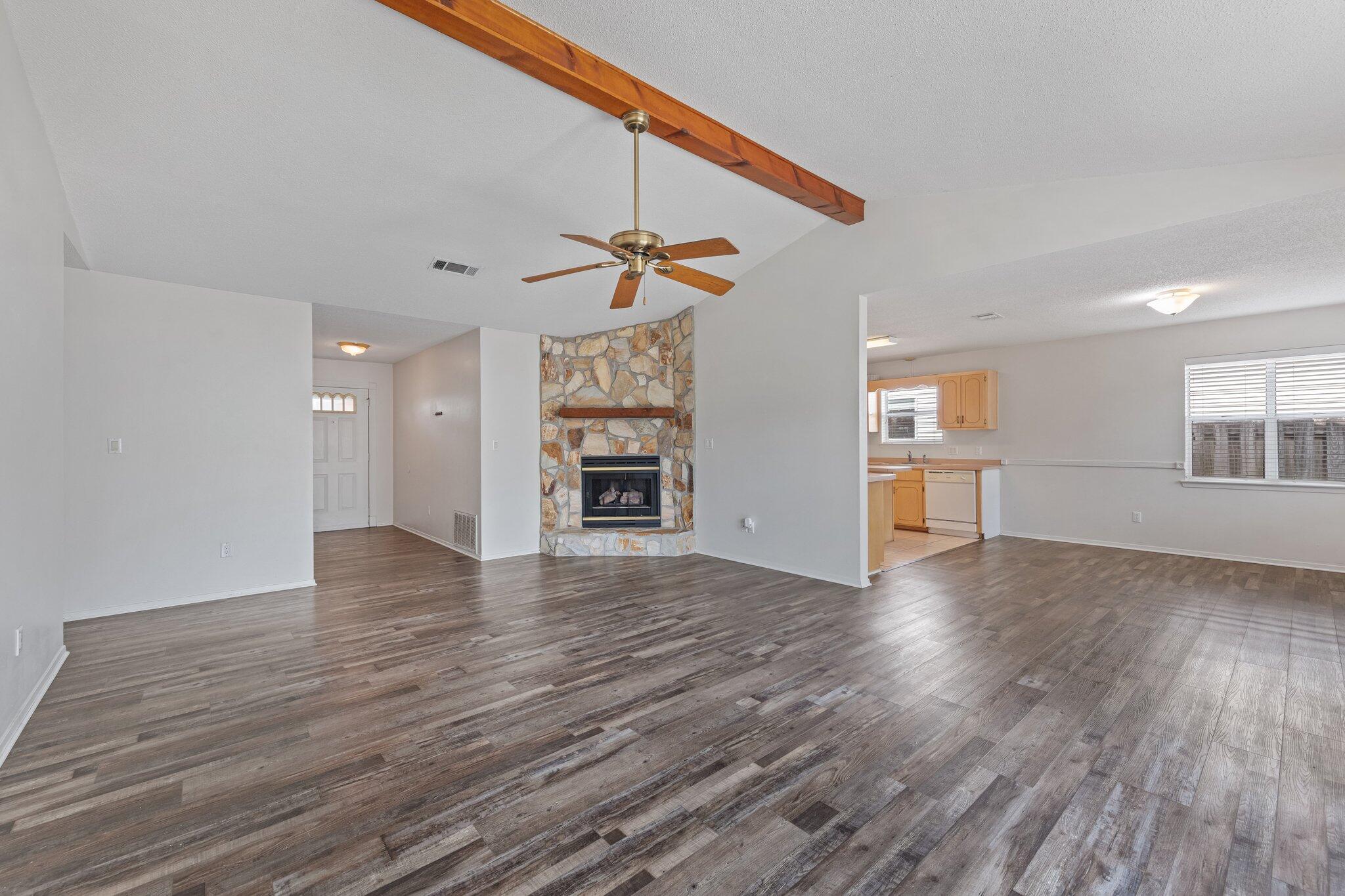 BLUE PINE VILLAGE PH 3 - Residential Lease