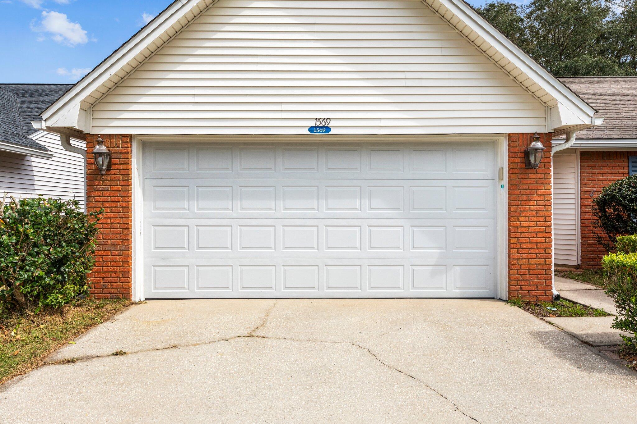 BLUE PINE VILLAGE PH 3 - Residential Lease