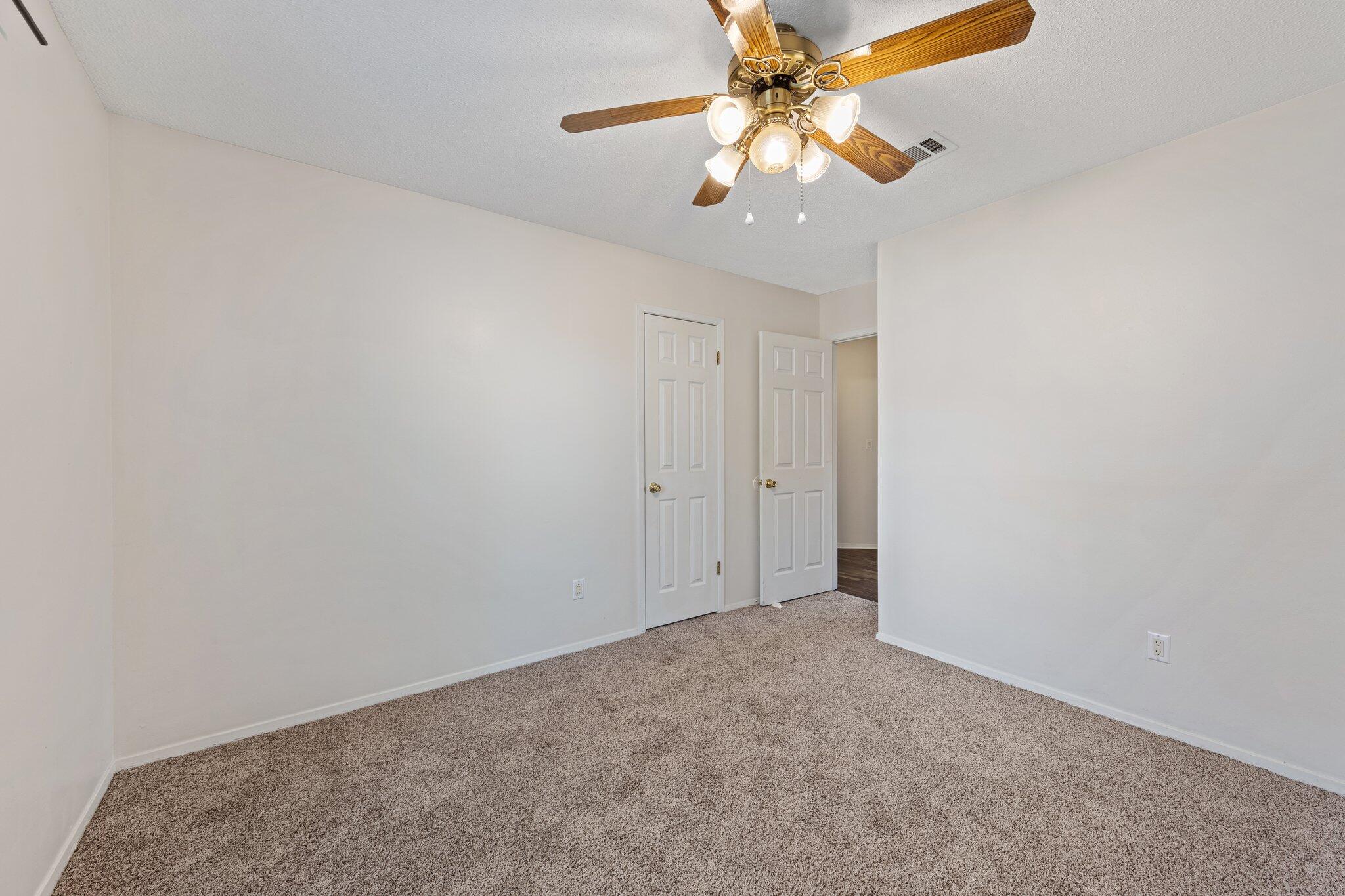 BLUE PINE VILLAGE PH 3 - Residential Lease