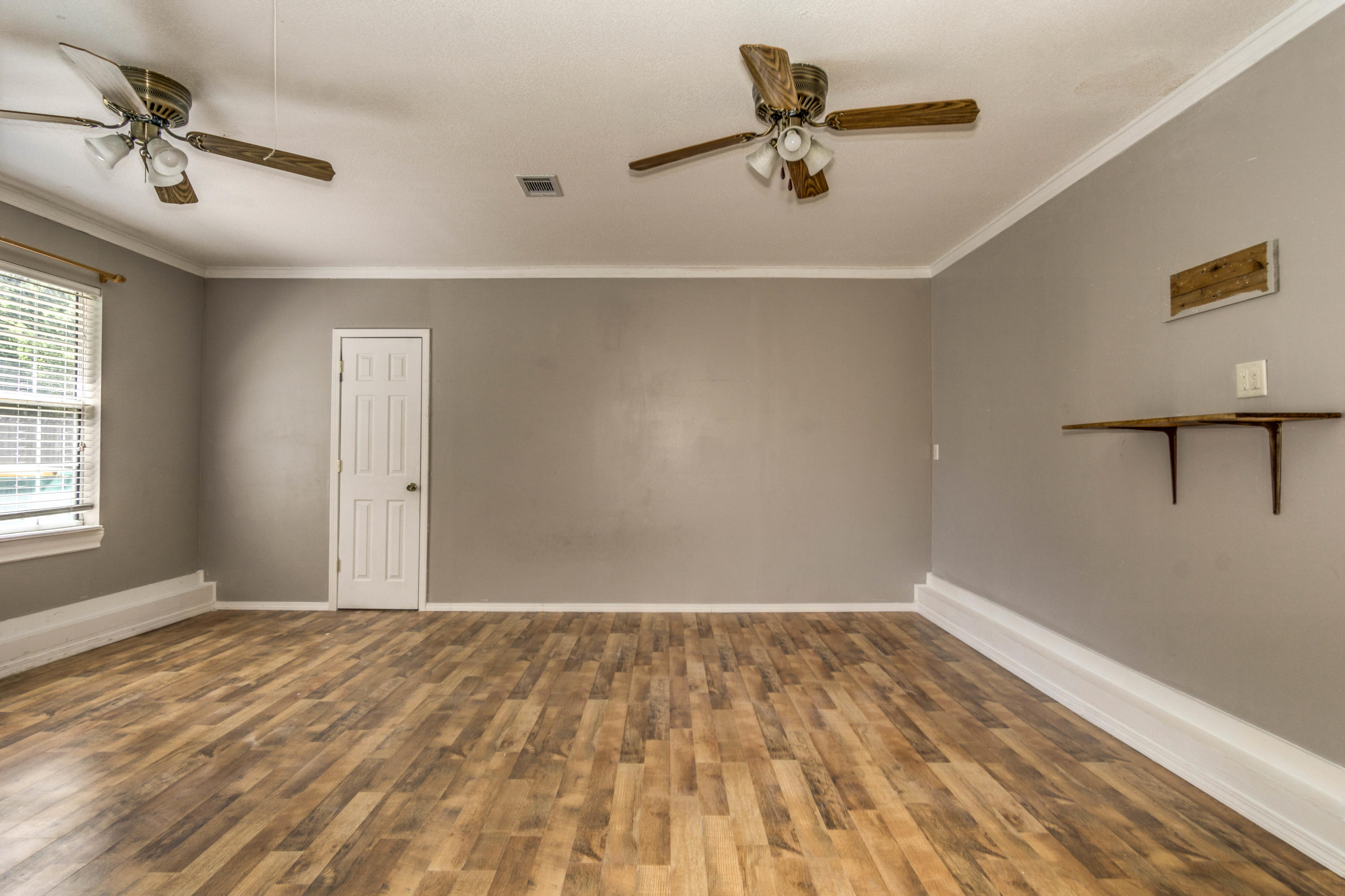 DOGWOOD ESTATES - Residential