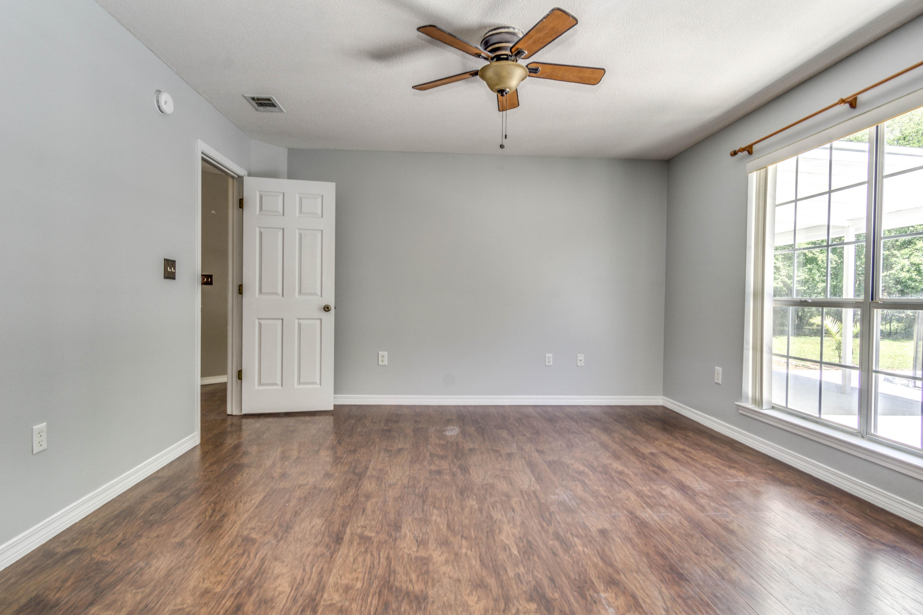 DOGWOOD ESTATES - Residential