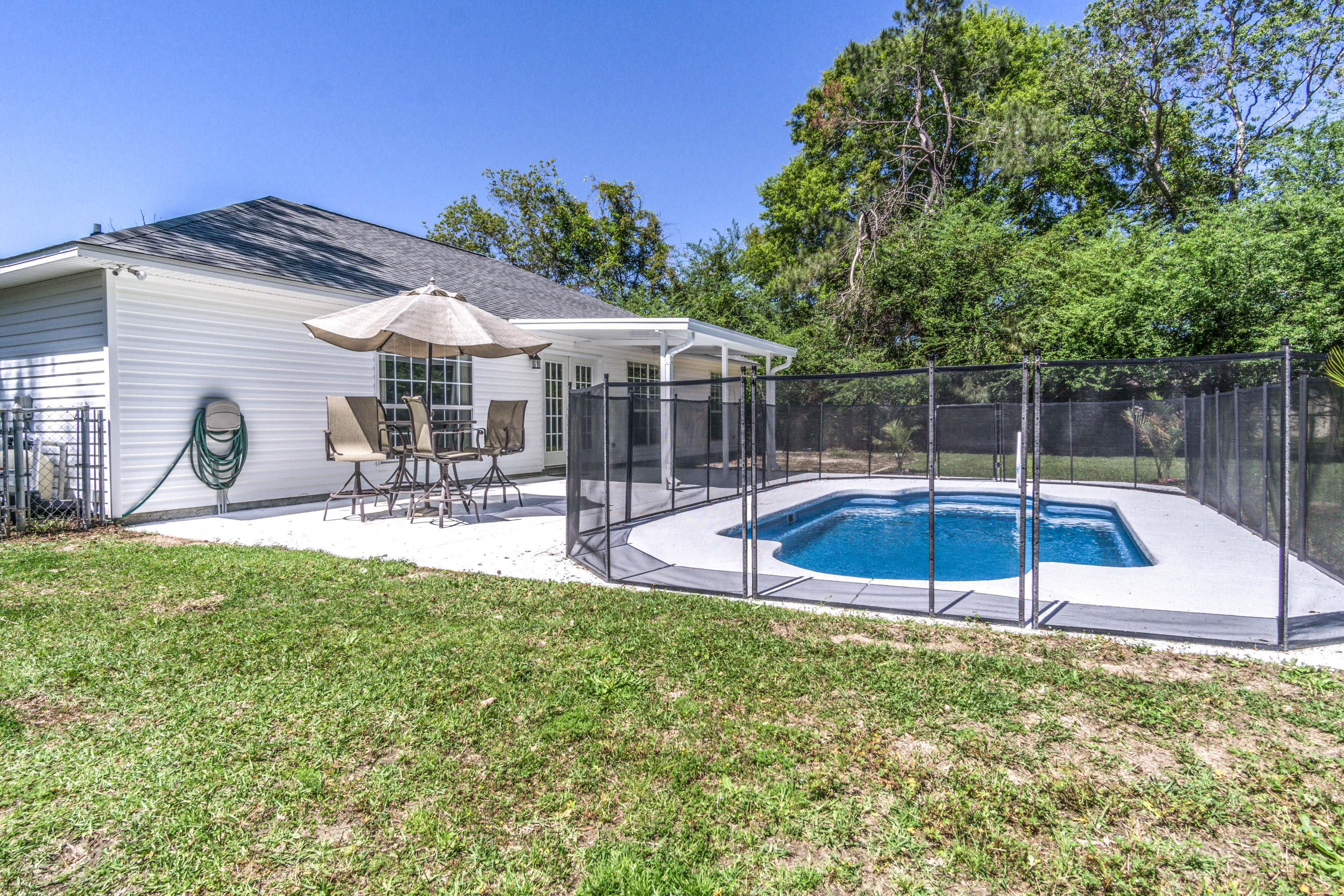 DOGWOOD ESTATES - Residential