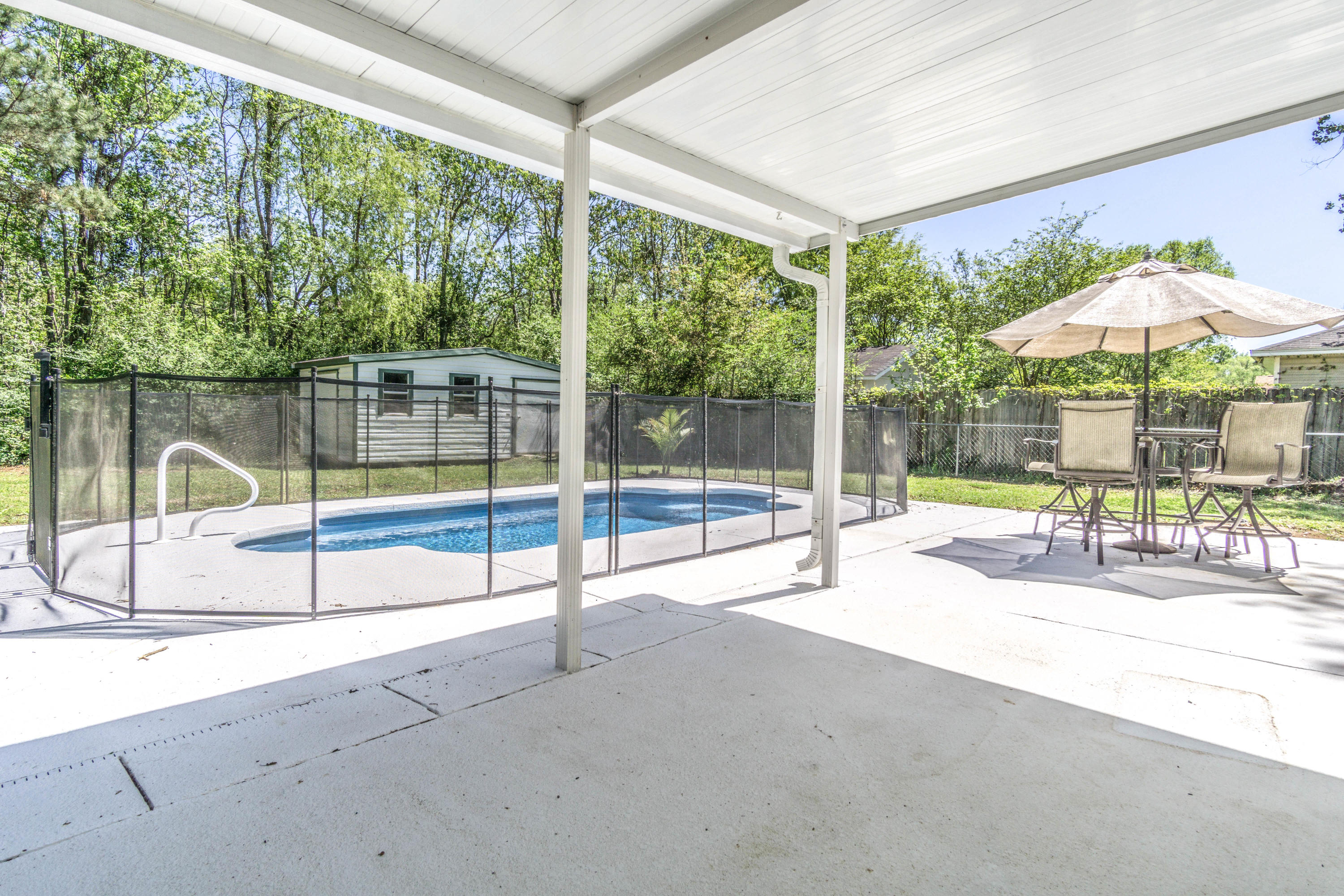 DOGWOOD ESTATES - Residential