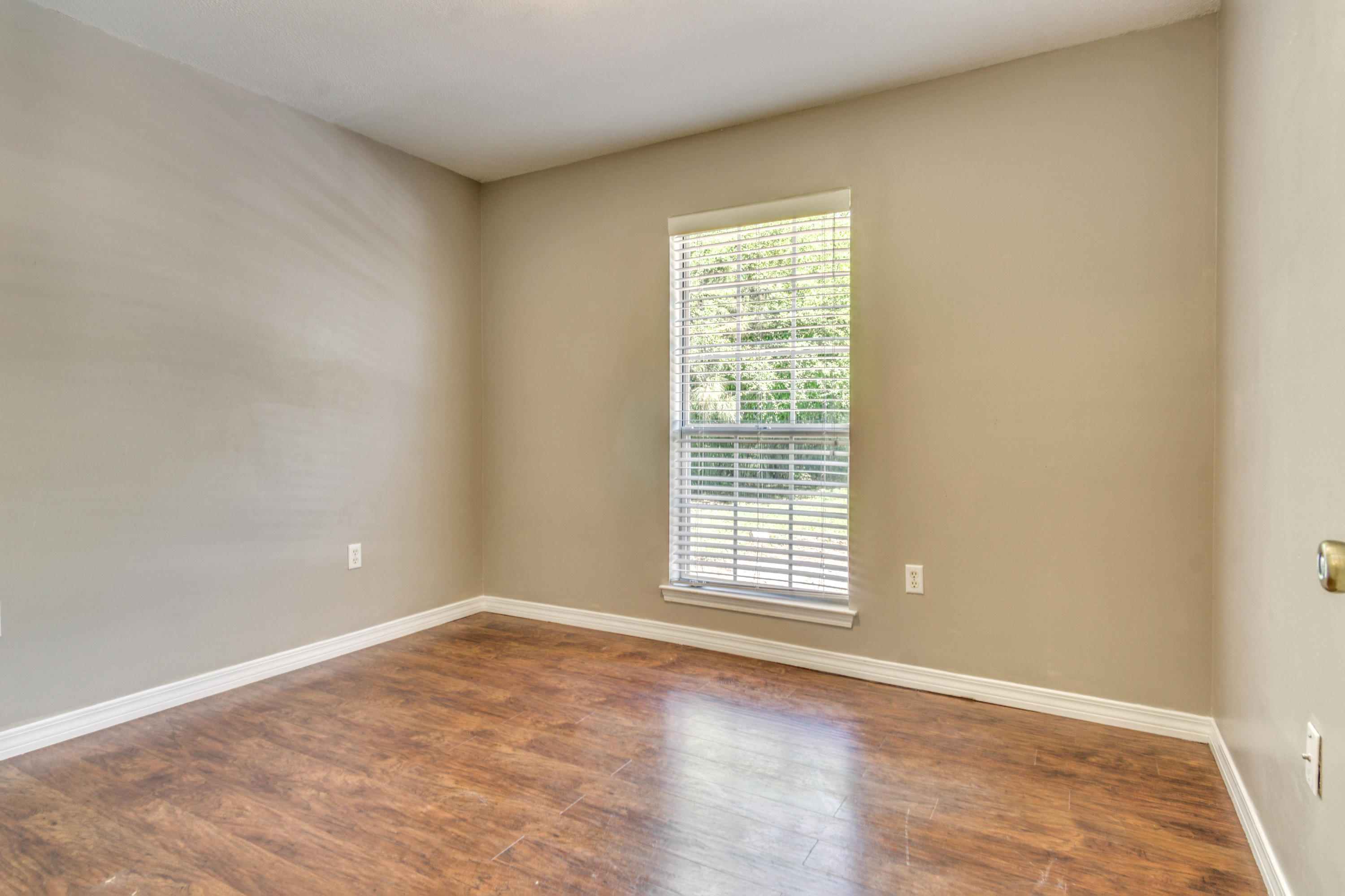 DOGWOOD ESTATES - Residential