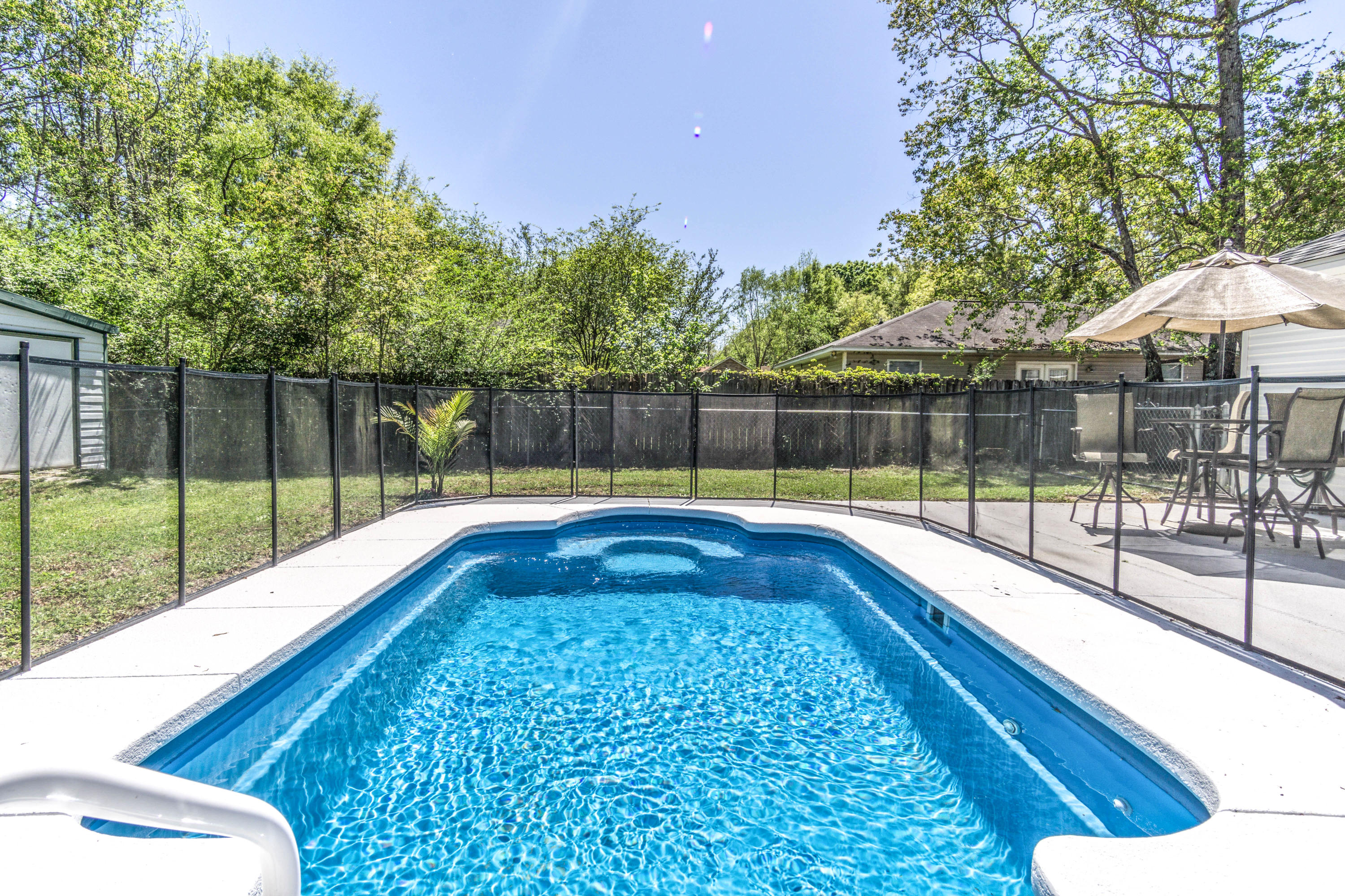 DOGWOOD ESTATES - Residential