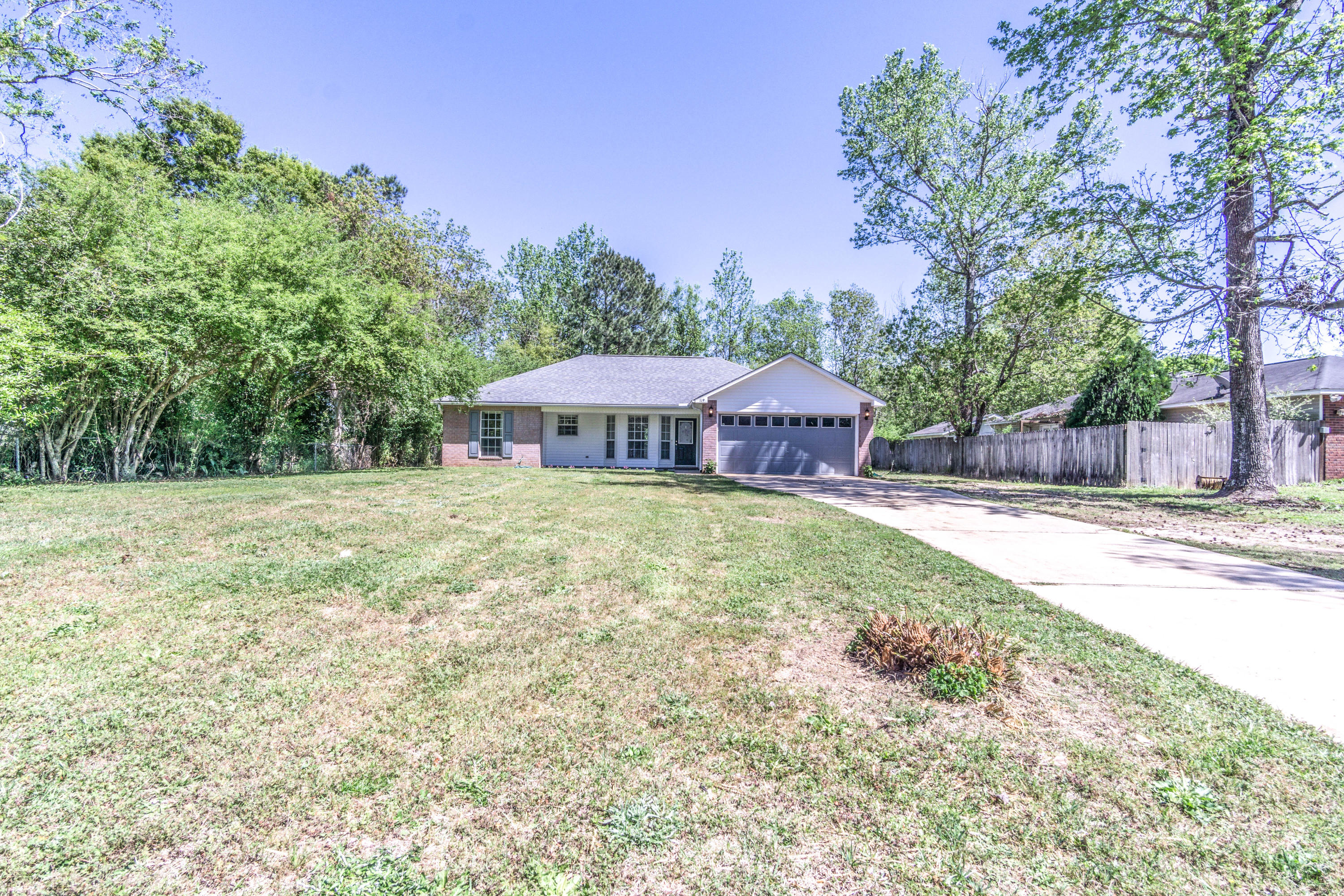 DOGWOOD ESTATES - Residential