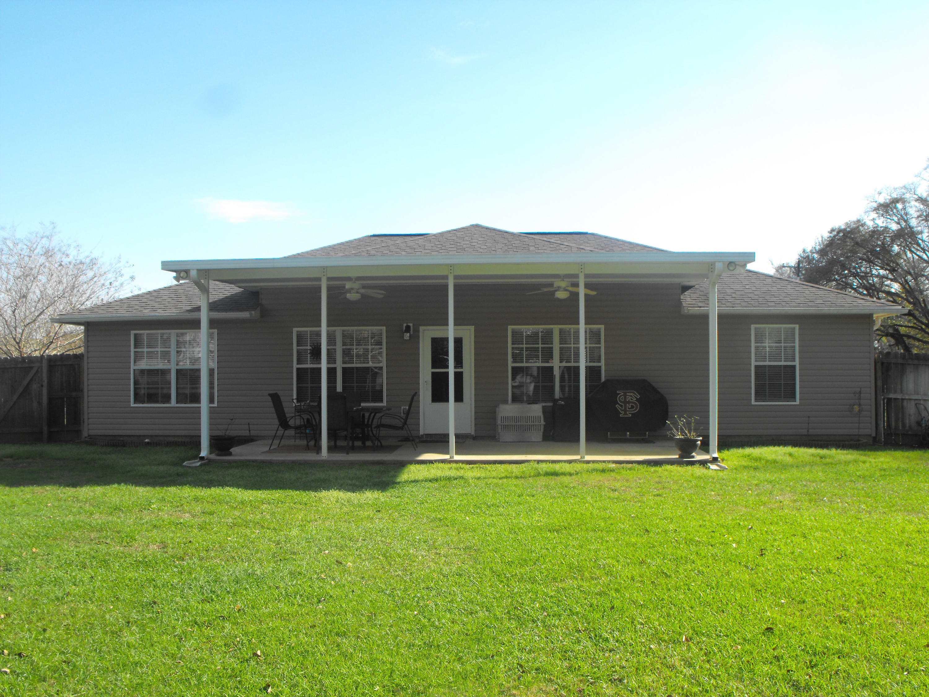 FOUR WINDS S/D - Residential