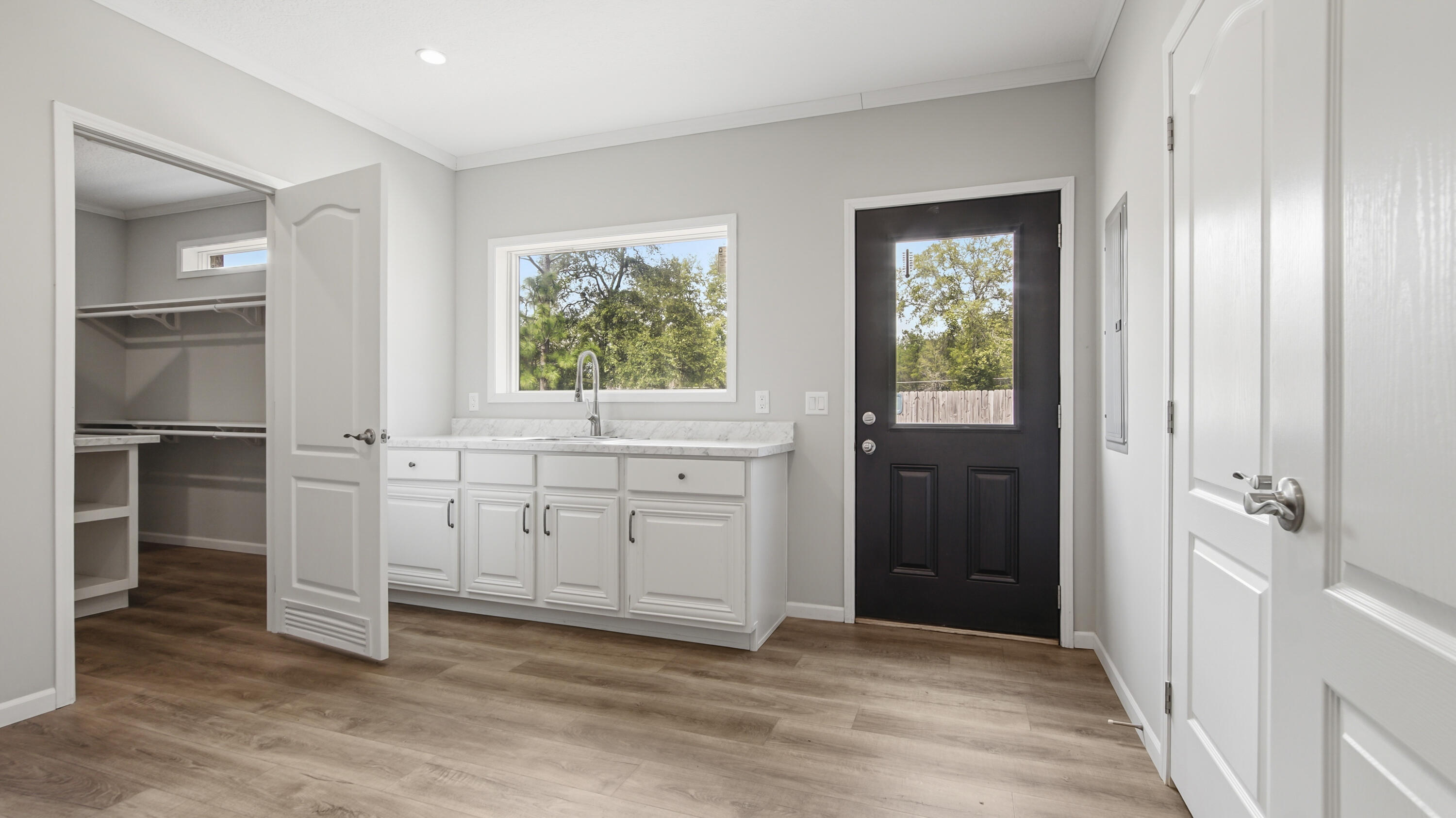 LOTS 7 & 8 BLK 60 OAKWOOD HILLS UNIT III PB 4-2 OR 2693-1075 OR 3030-214 OR 3224-2041 OR 3270-2485 - Residential