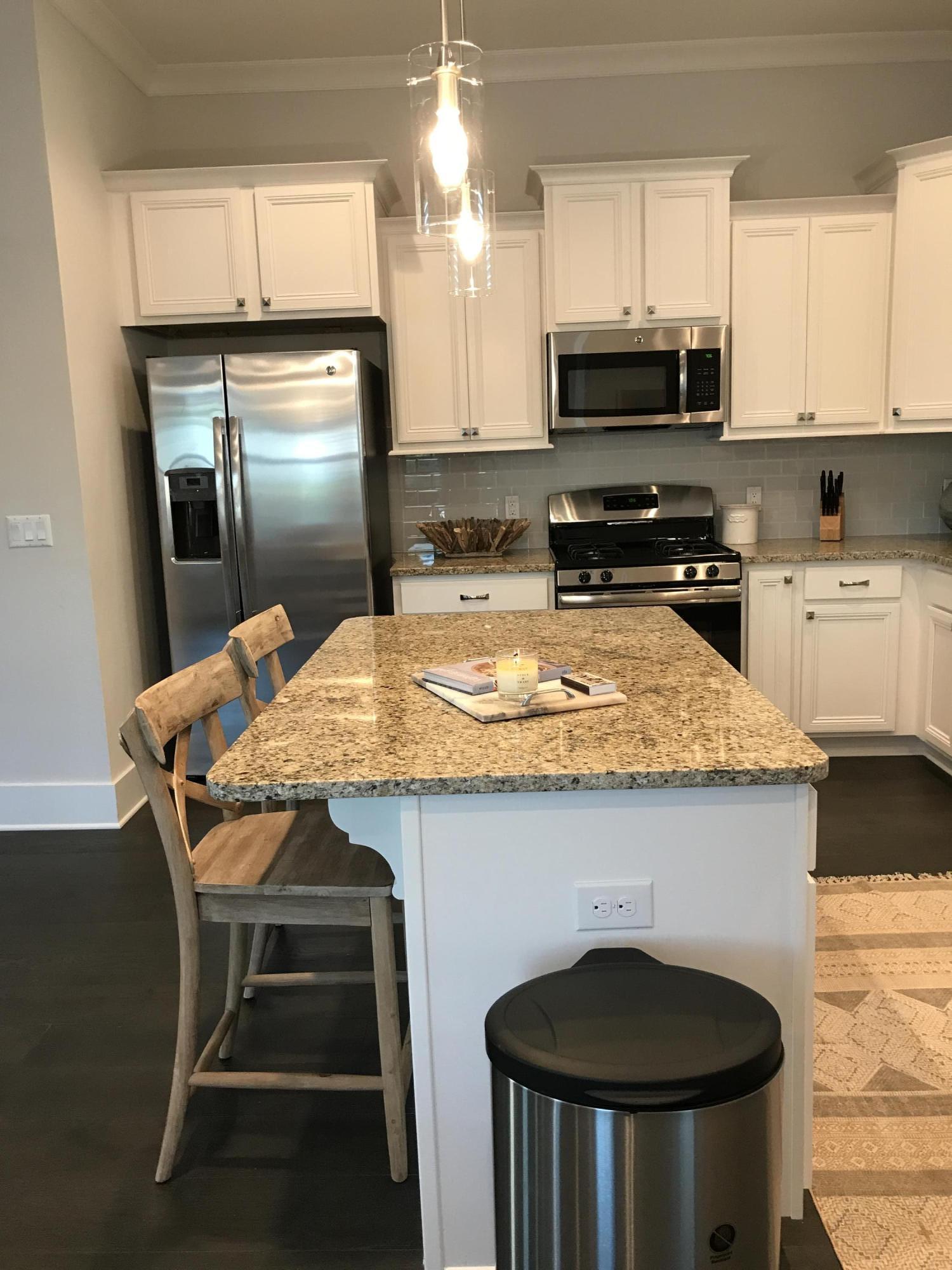 HIGHLAND PARKS - Residential