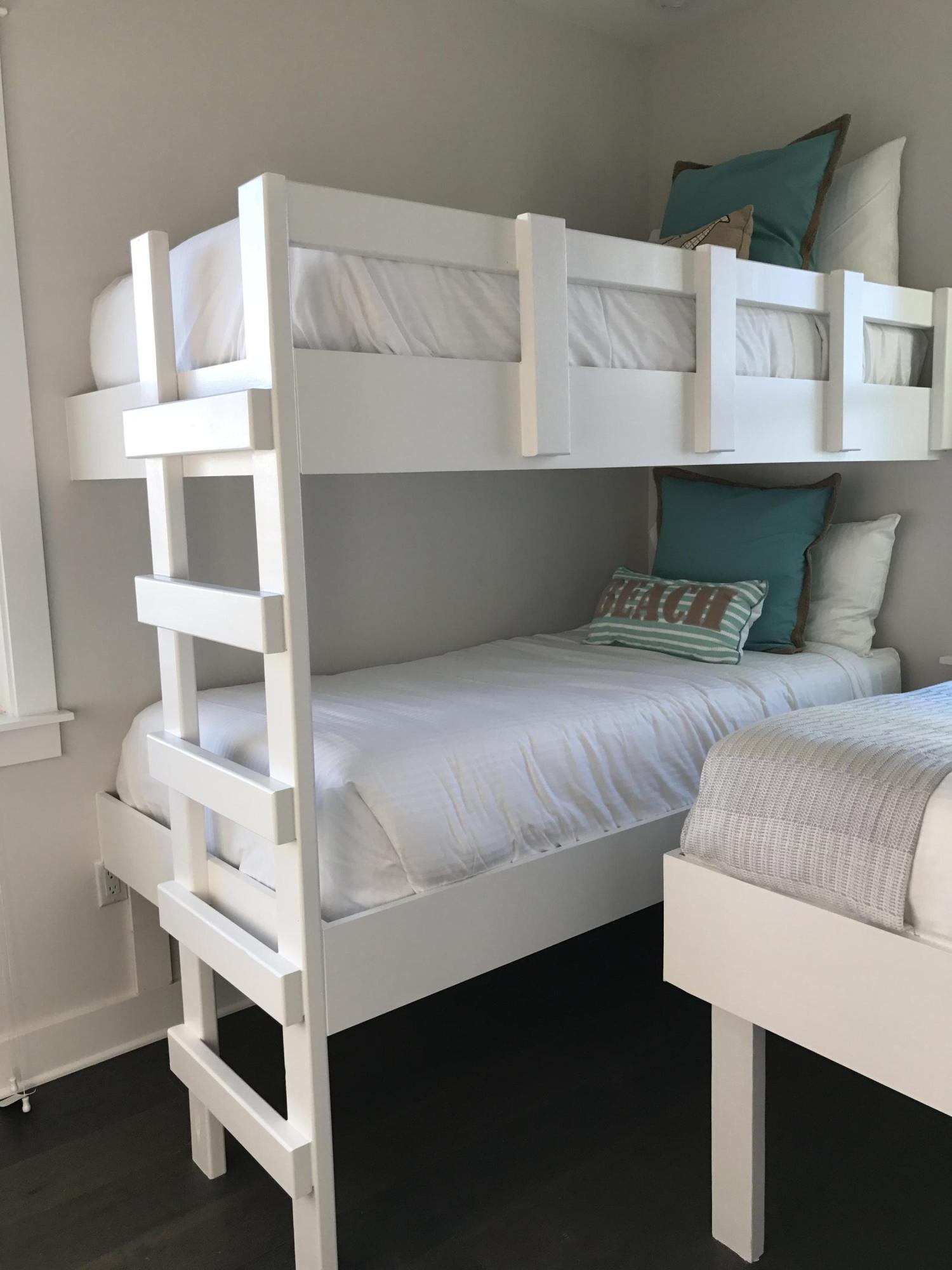 HIGHLAND PARKS - Residential