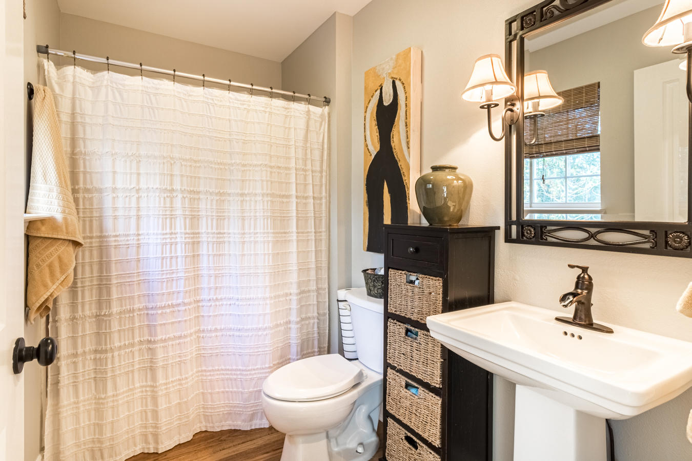 BAY GROVE - Residential