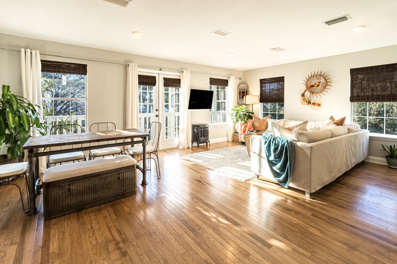 BAY GROVE - Residential
