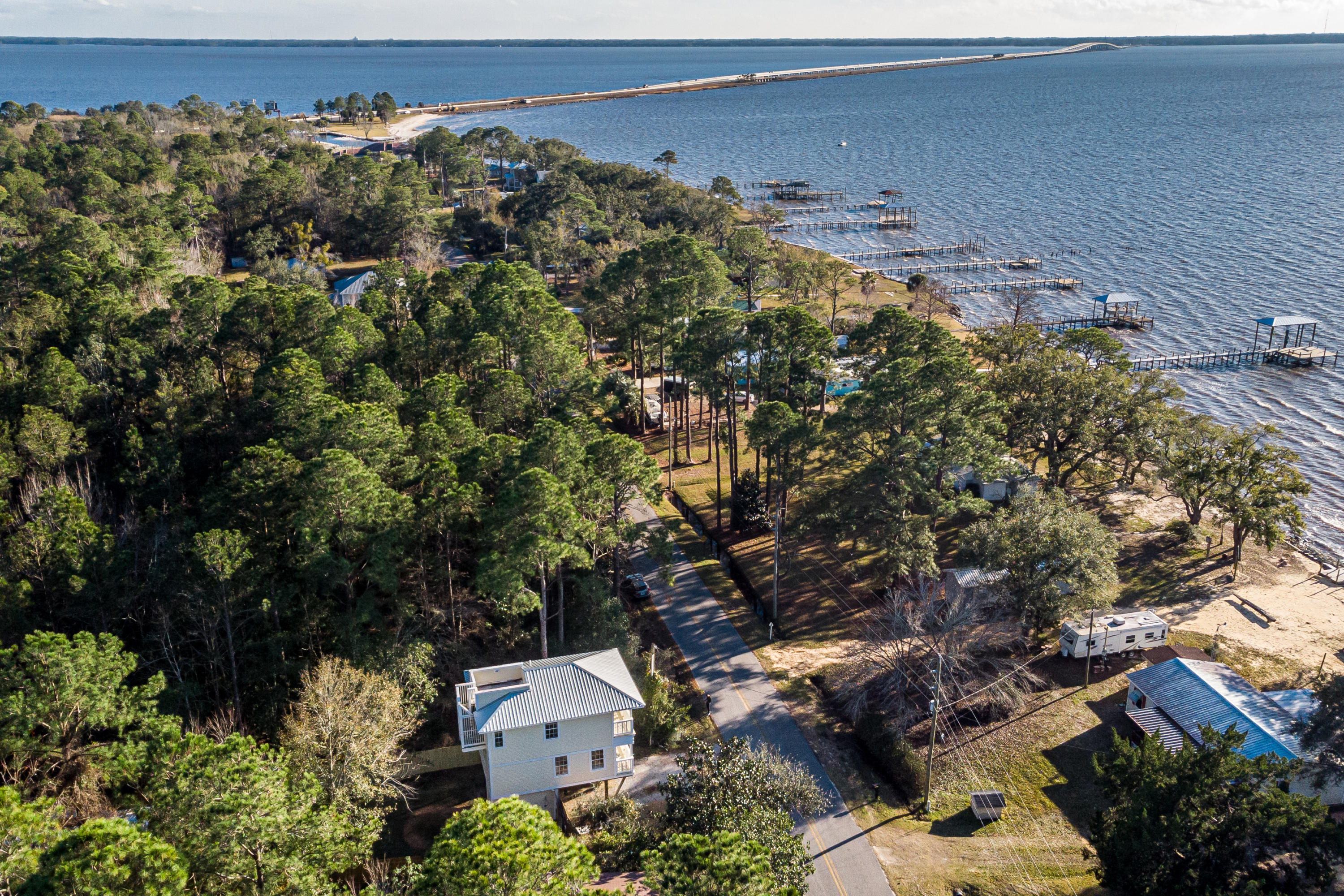 BAY GROVE - Residential