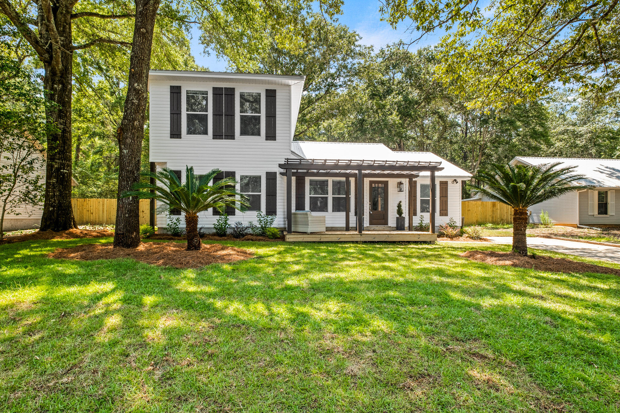 BEACONS BEND - Residential