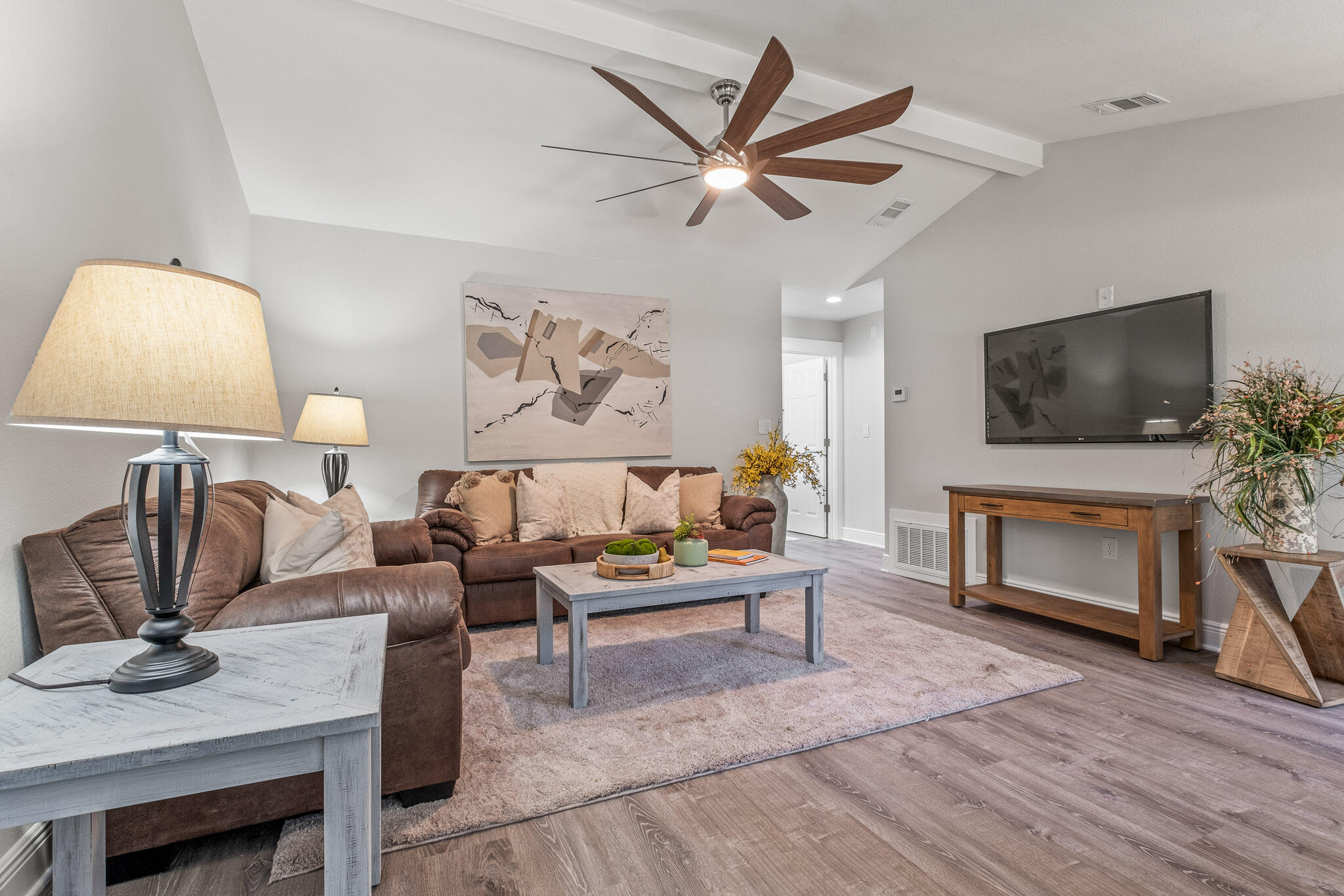 BEACONS BEND - Residential