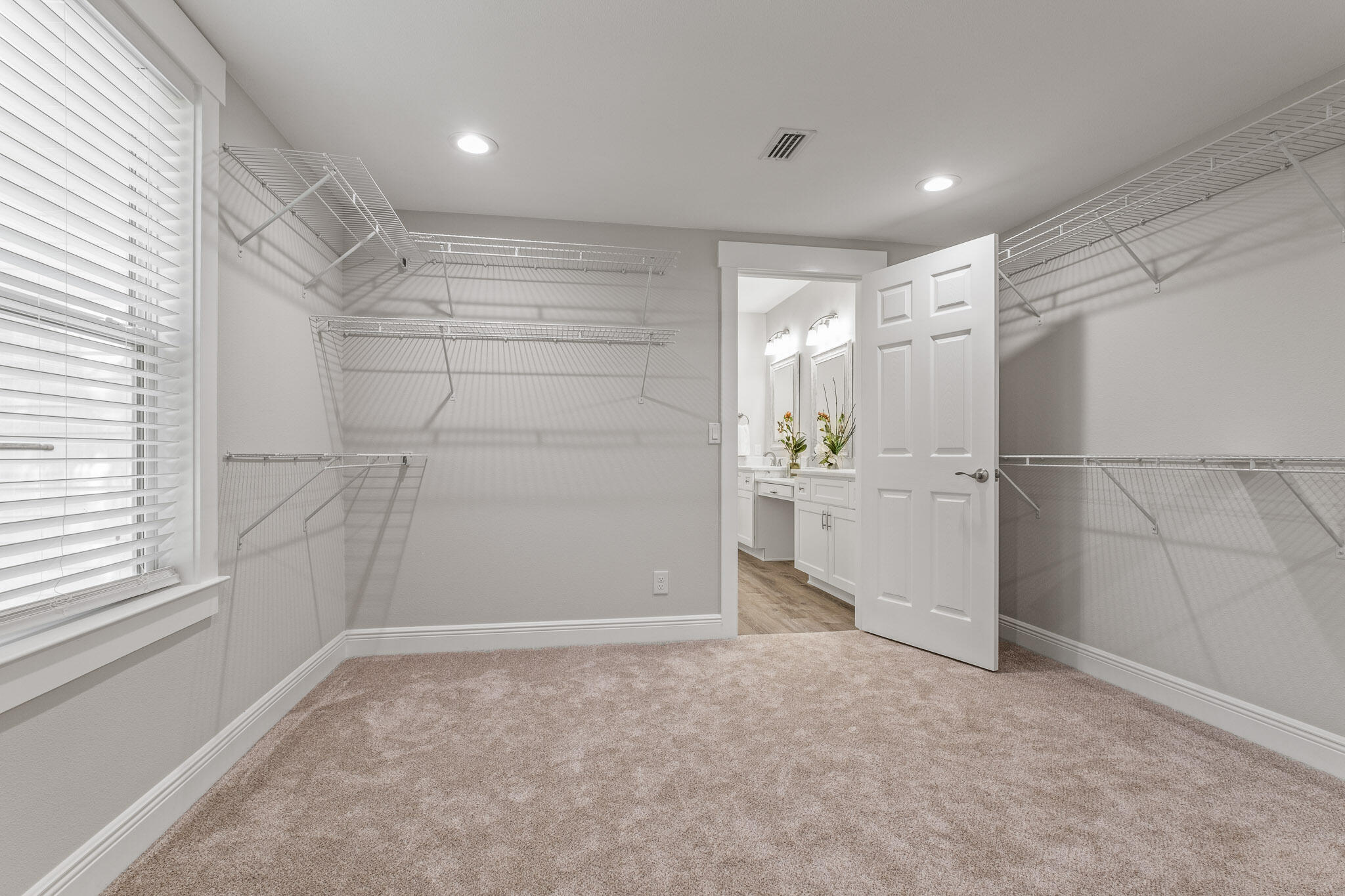 BEACONS BEND - Residential