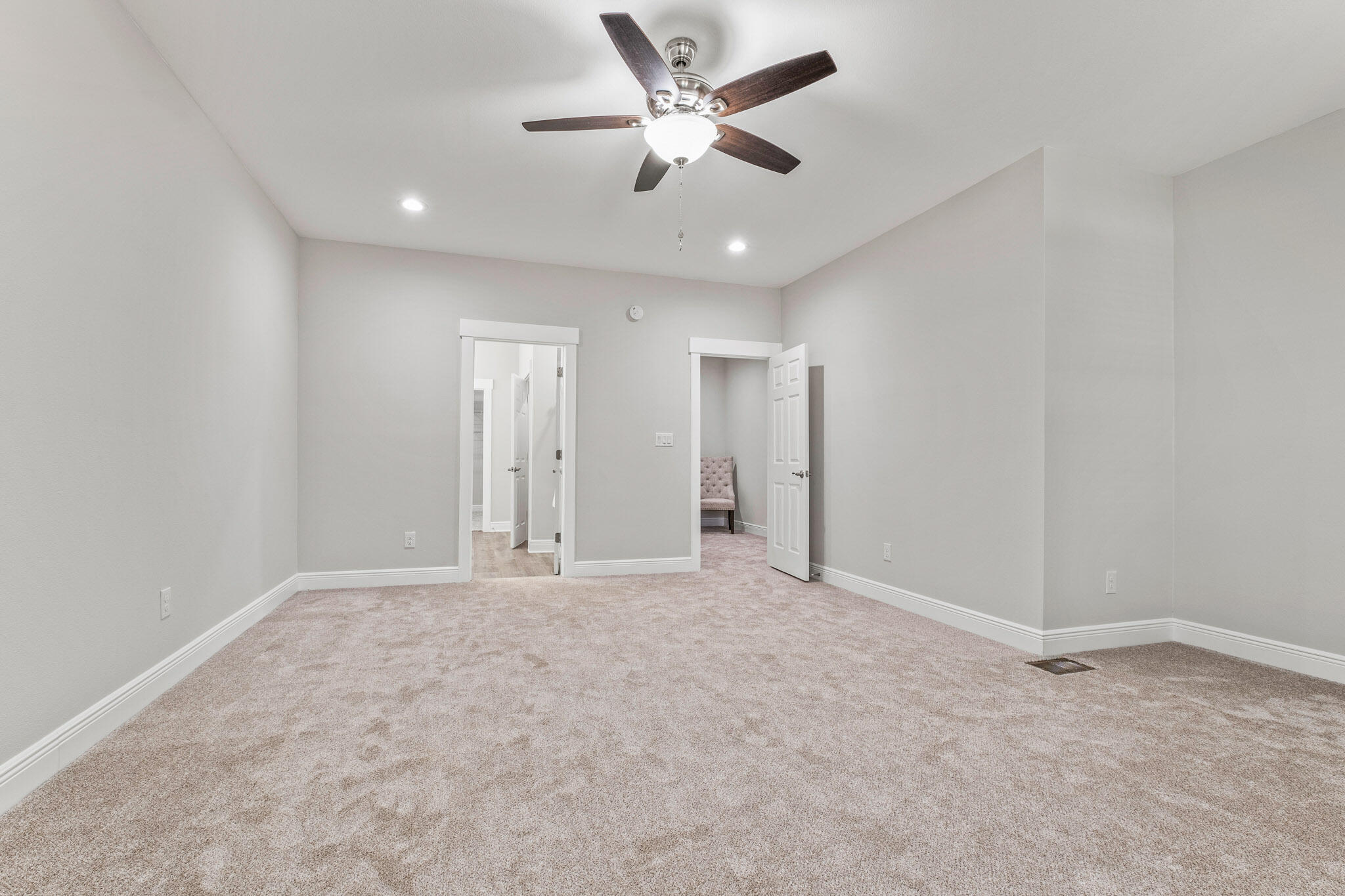 BEACONS BEND - Residential